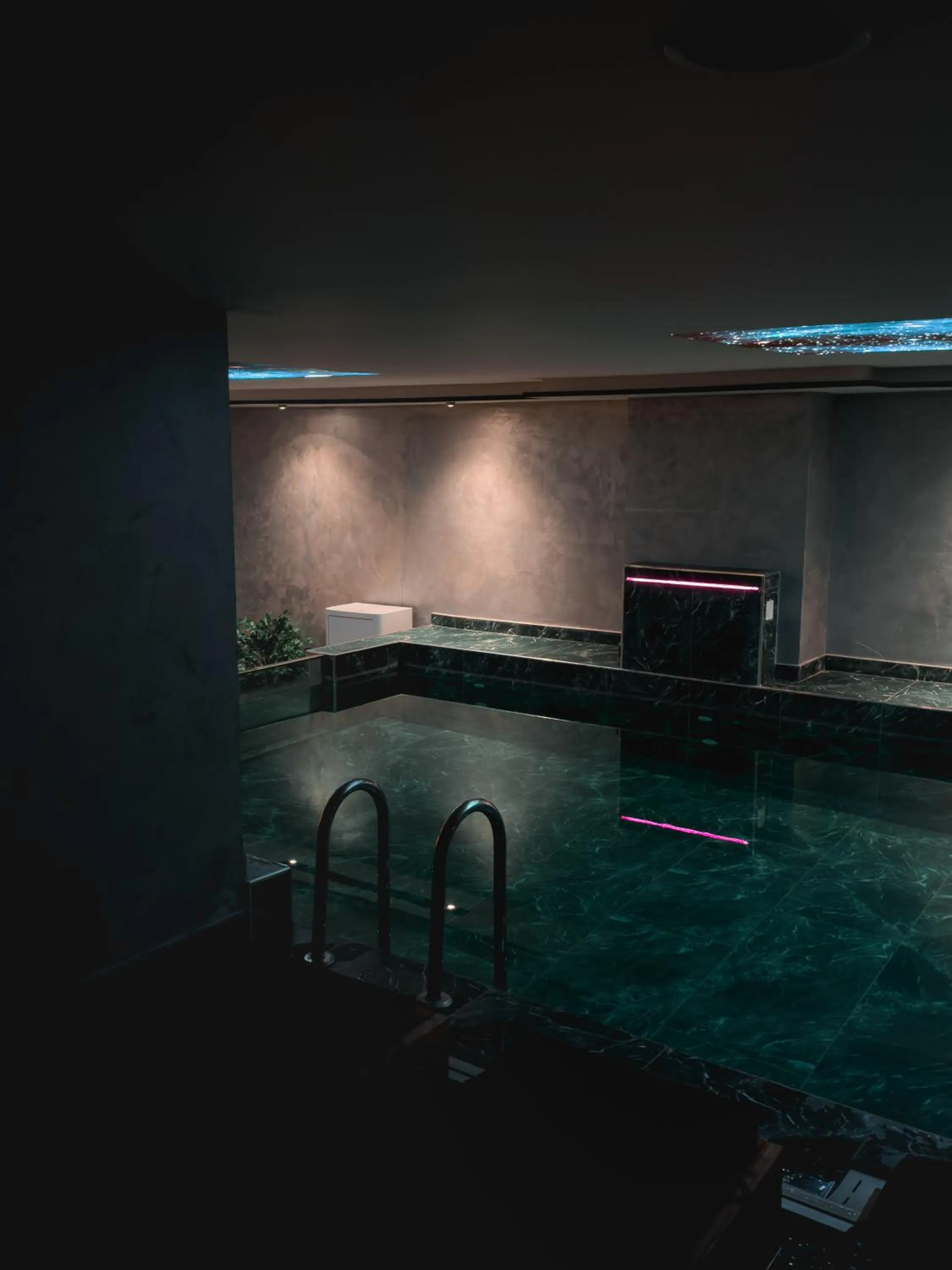 Property building in Toer Hotel & SPA