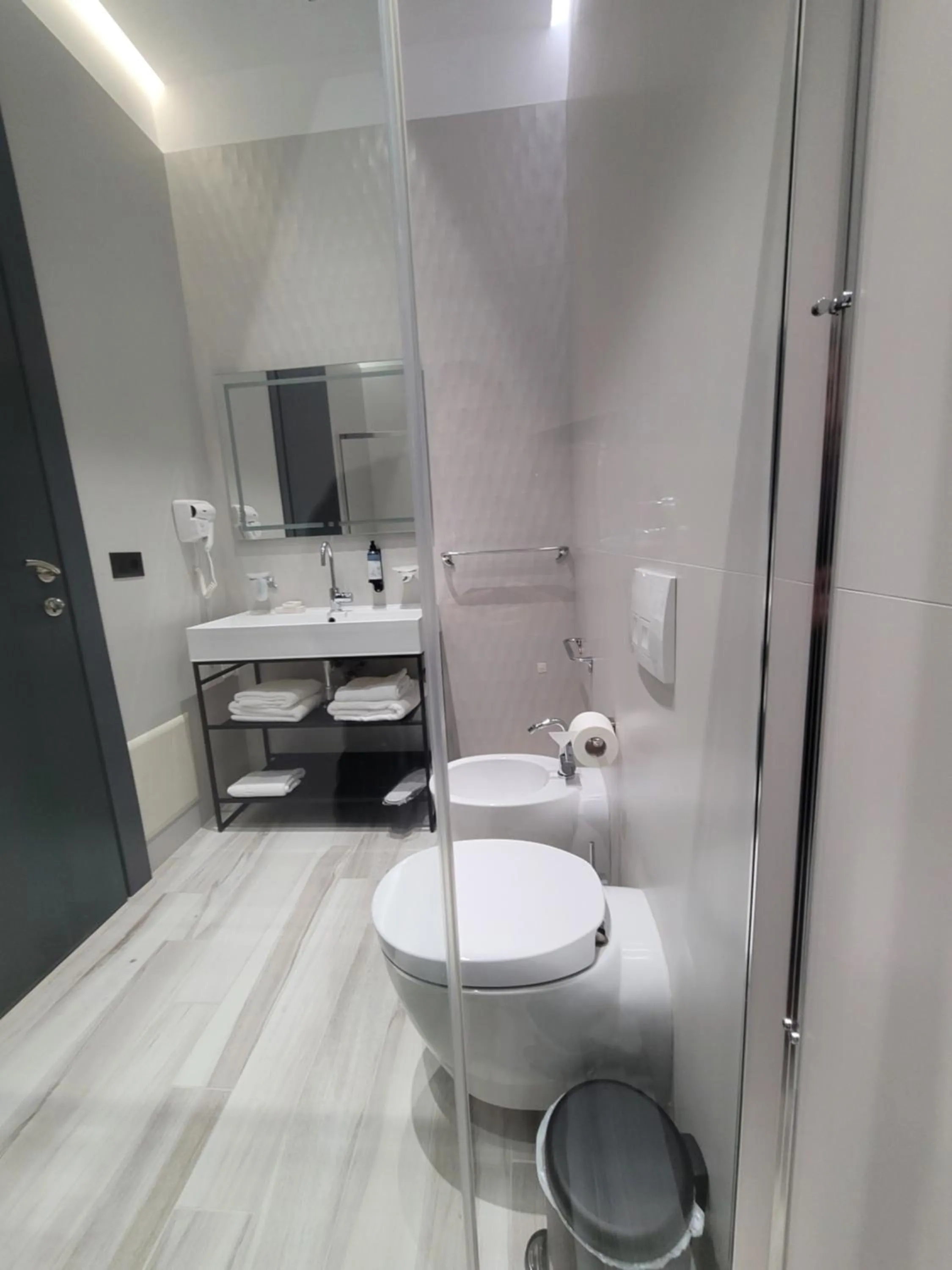 Shower in Toer Hotel & SPA