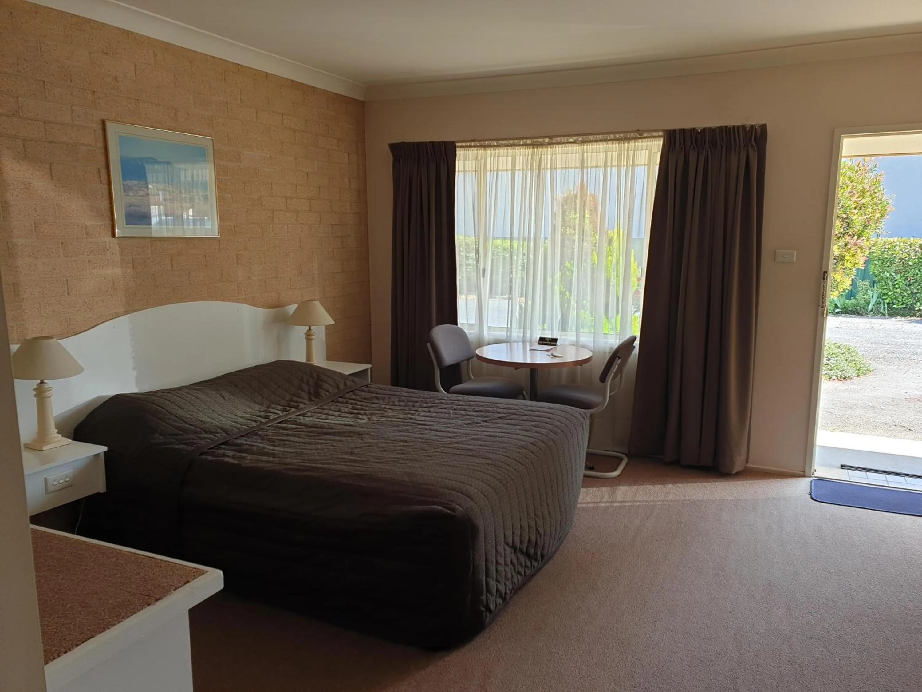 Two-Bedroom Family Room in Blayney Central Motel