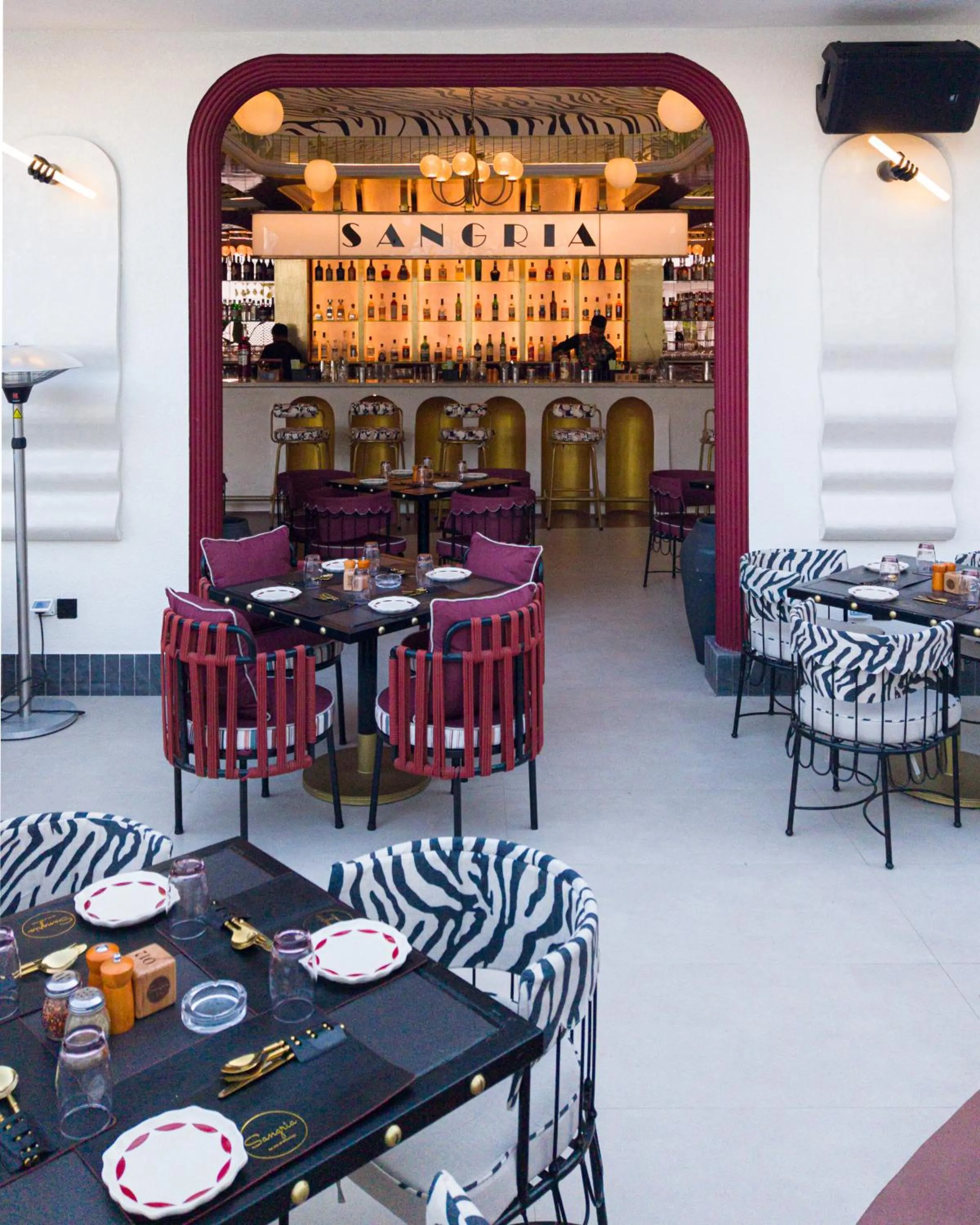 Restaurant/places to eat in Swaroop Vilas - Lake Facing Boutique Hotel