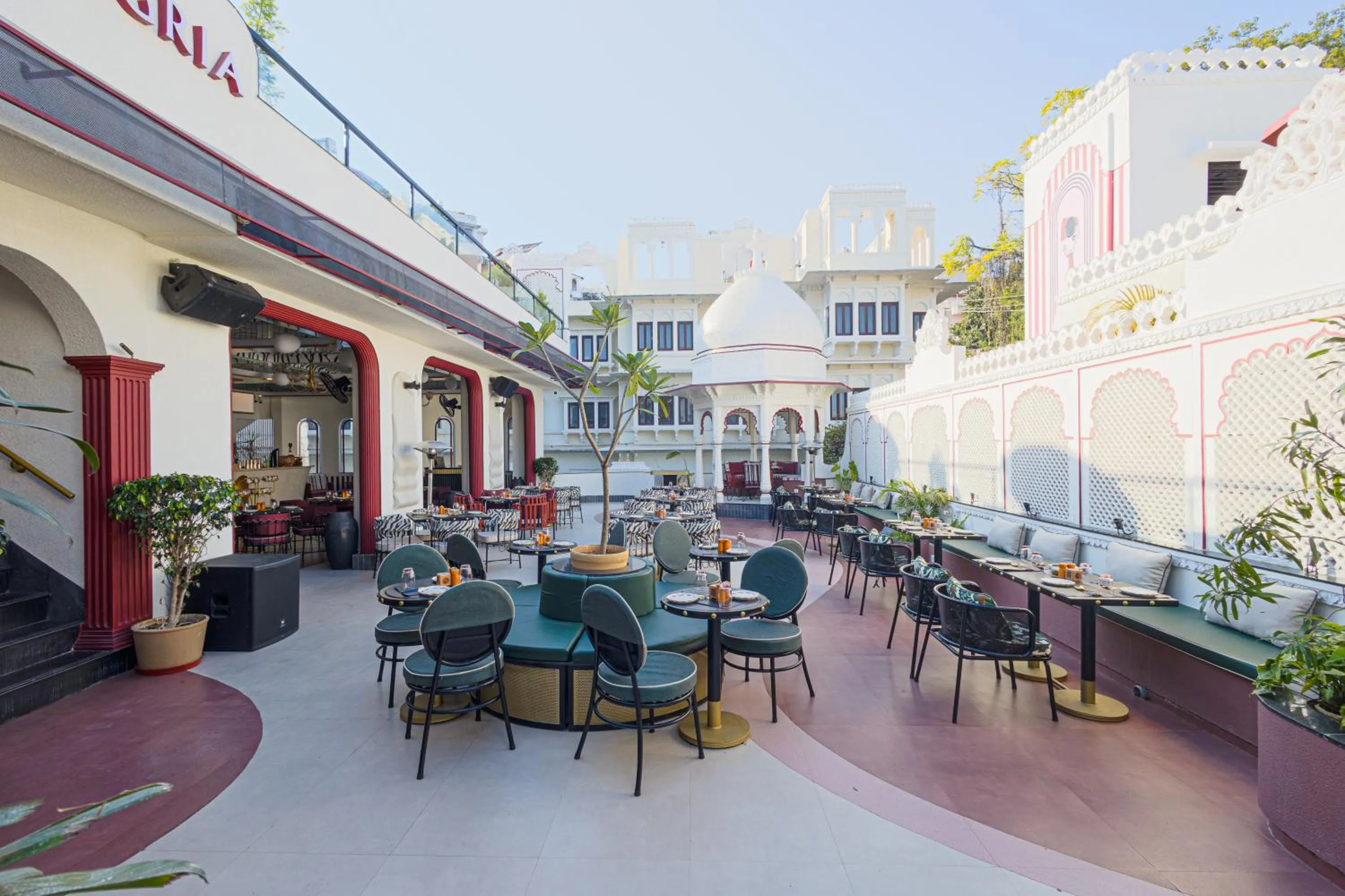 Restaurant/places to eat in Swaroop Vilas - Lake Facing Boutique Hotel