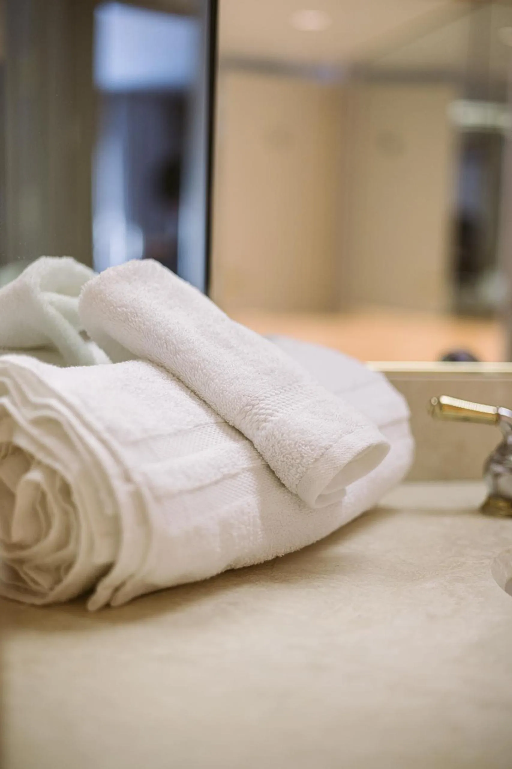 Bed in Horseshoe Valley Suites - The Glade