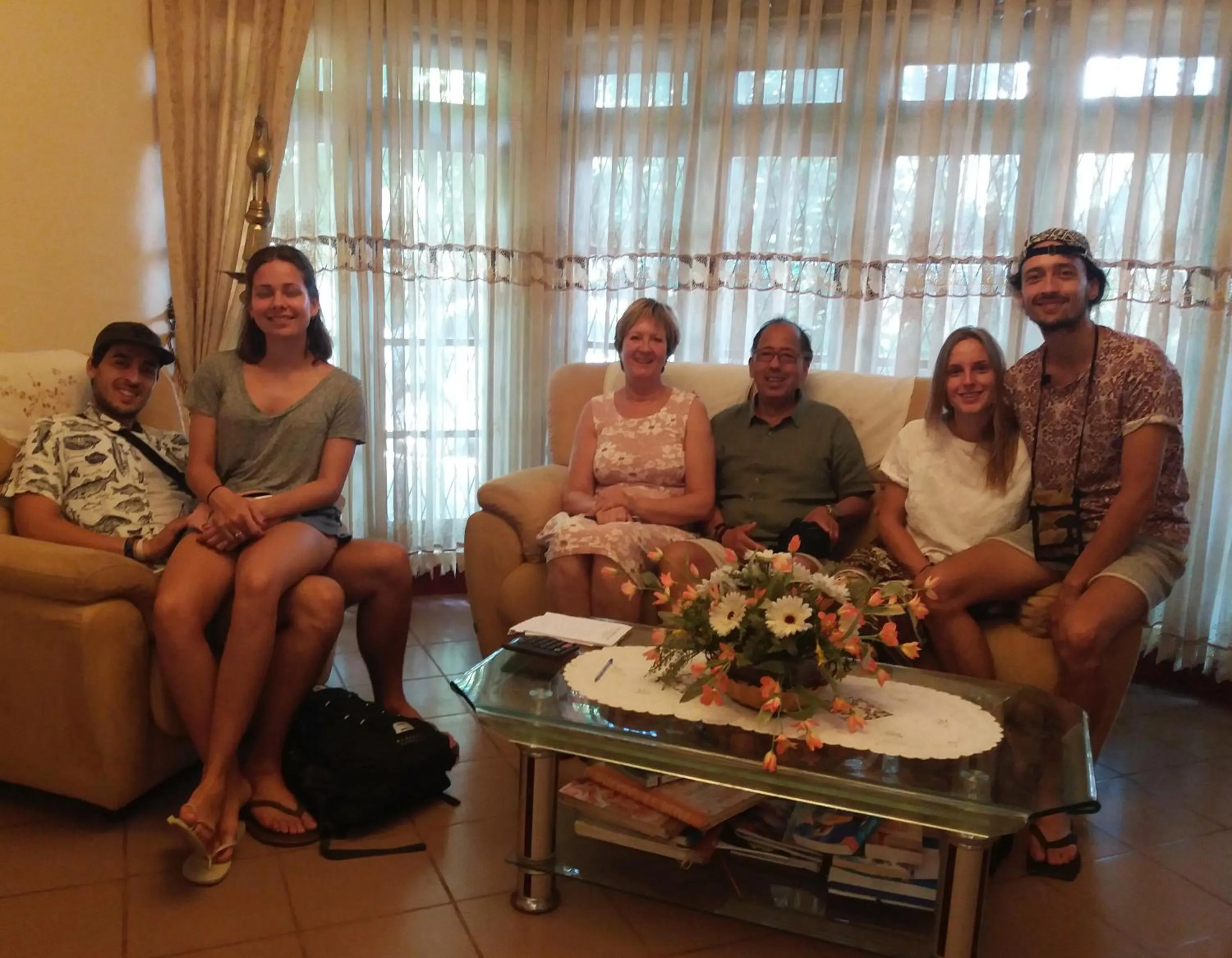 Living room in Tree Breeze Inn