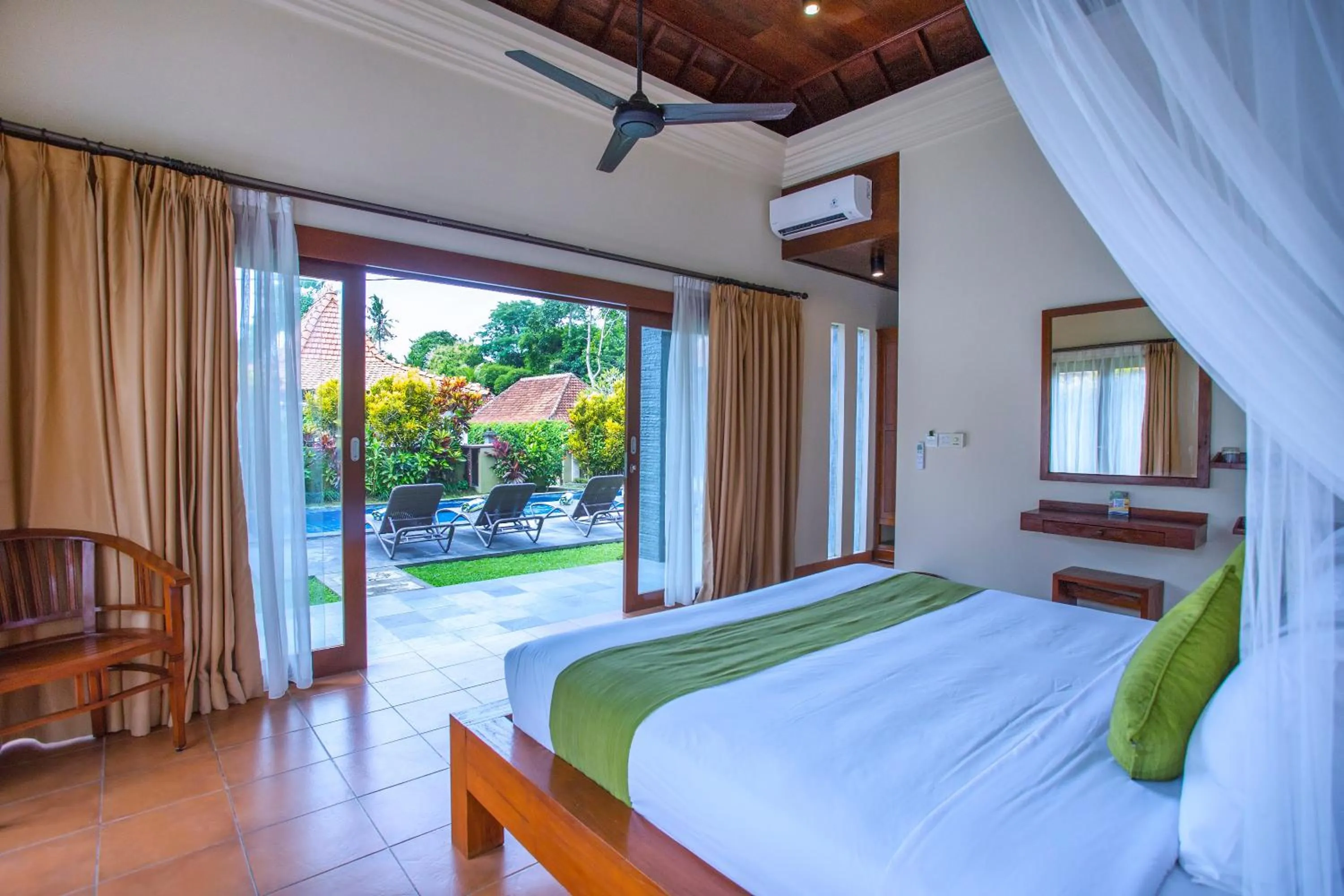 Bed in Ubud Heaven Sayan