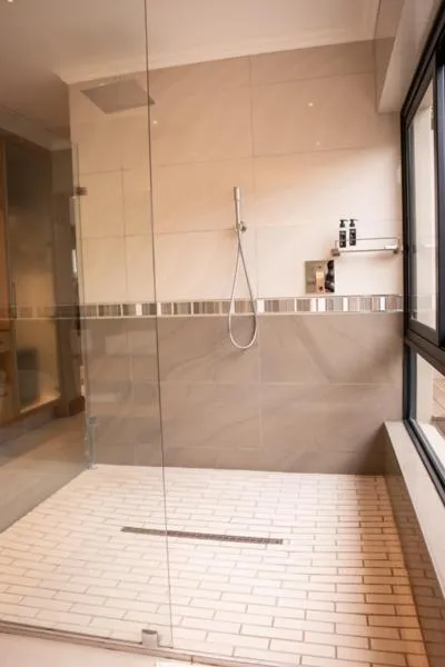 Shower in Africanos Country Estate