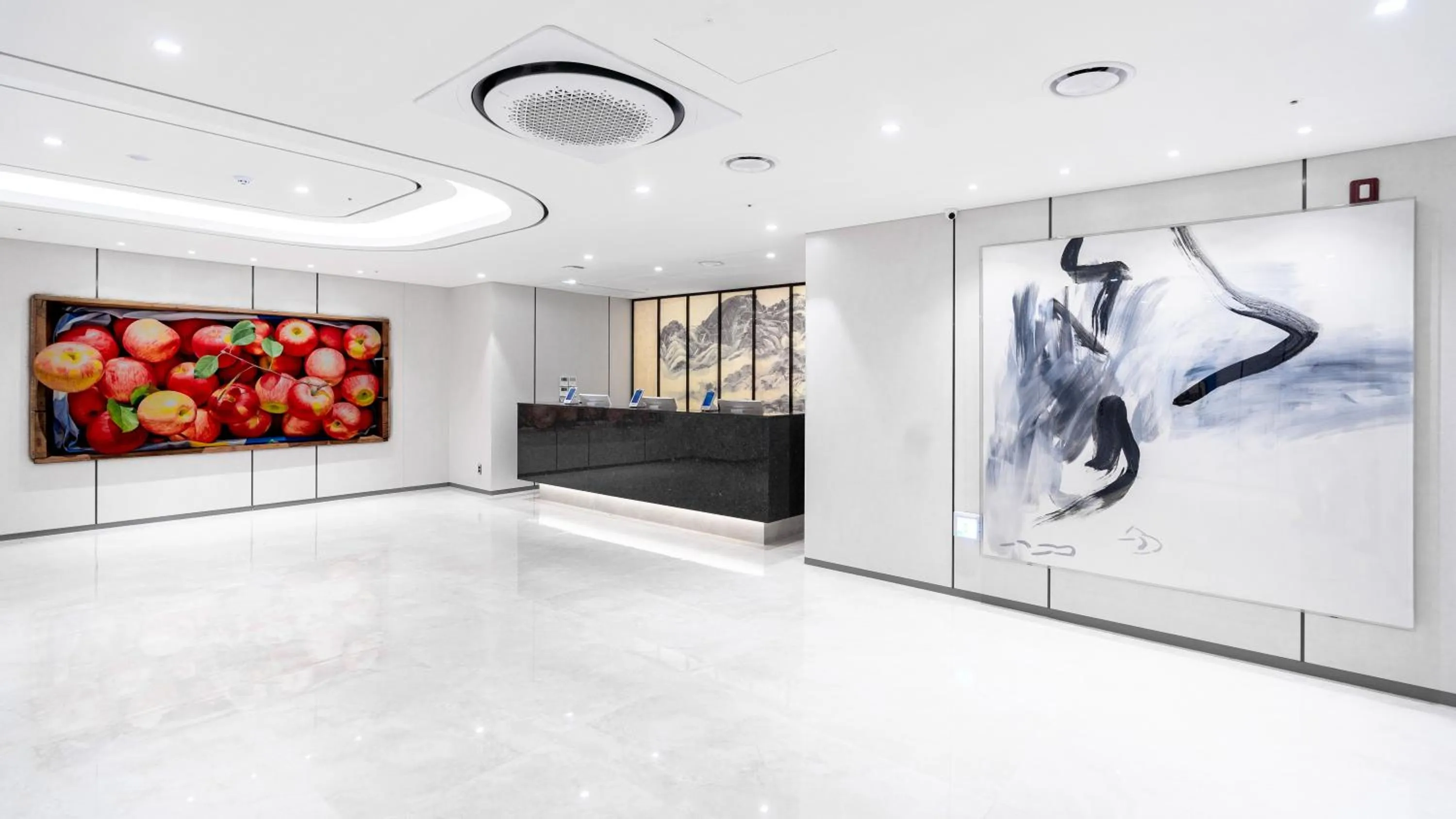 Lobby or reception in The Prima Hotel Jongno