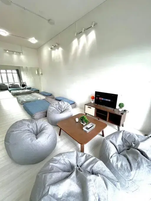 A1501 manhattan Austin 3Queen BED Netflix By STAY A1501 manhattan Austin 3Queen BED Netflix By STAY