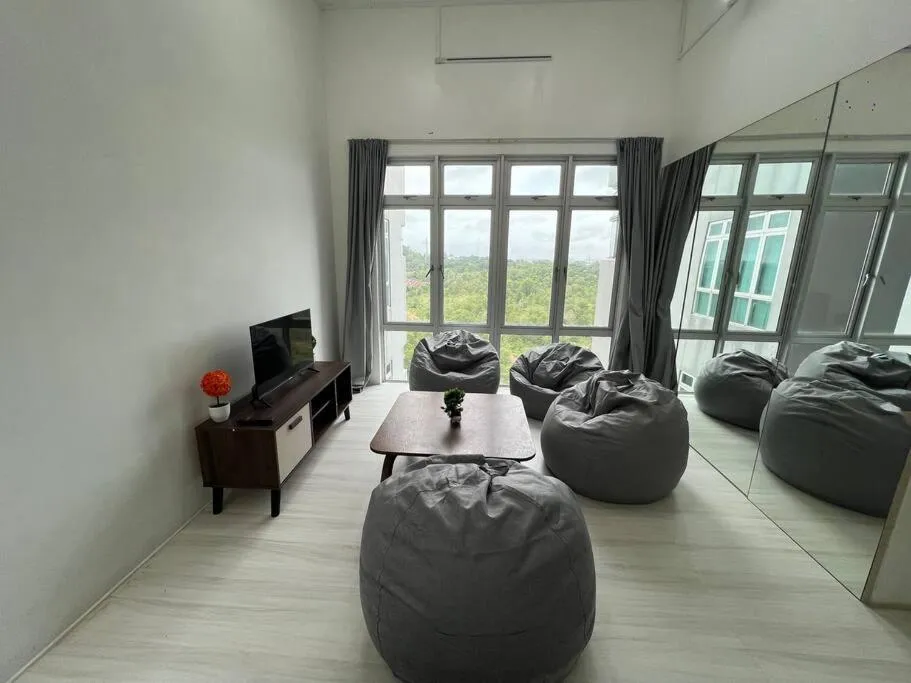 A1501 manhattan Austin 3Queen BED Netflix By STAY