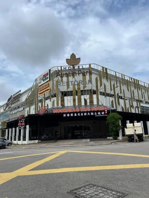 A1501 manhattan Austin 3Queen BED Netflix By STAY