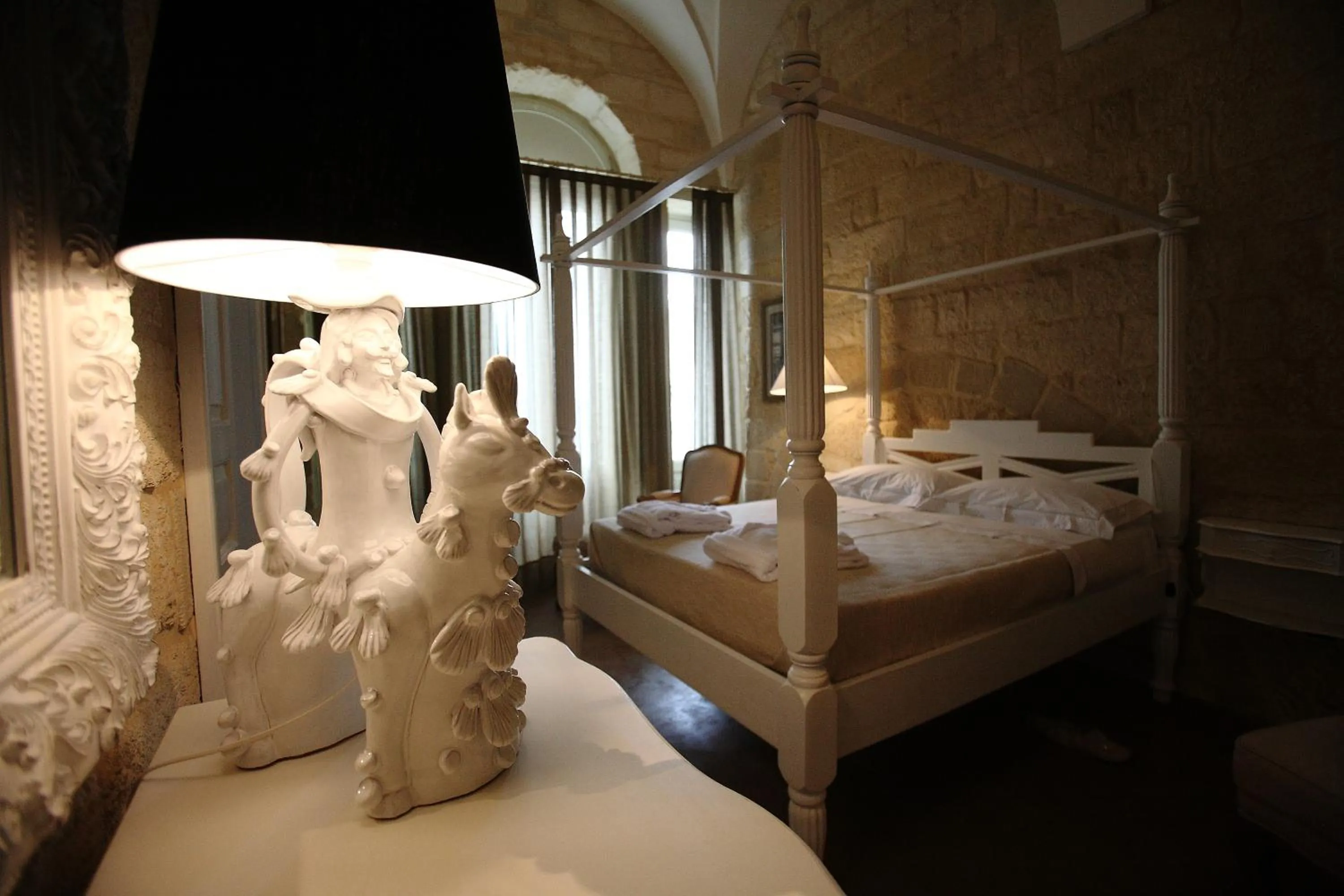 Photo of the whole room, Bed in Don Totu - Dimora Storica