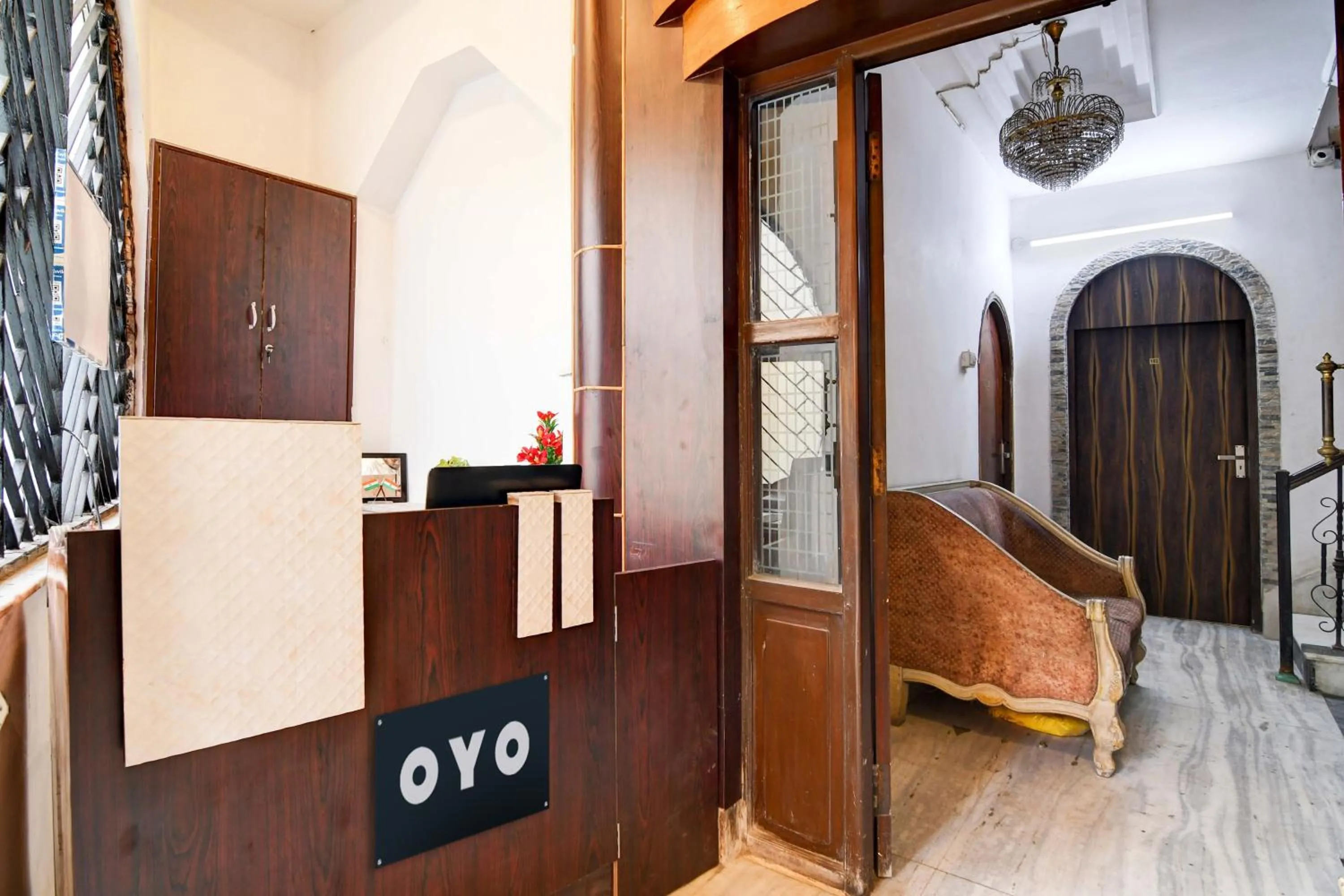 Lobby or reception, Bed in Hotel O Avenue Villa