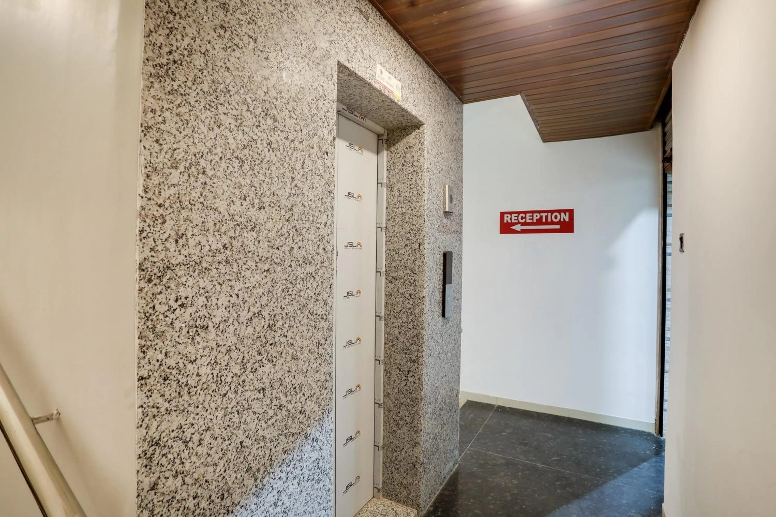 Lobby or reception in Hotel O D K Patil