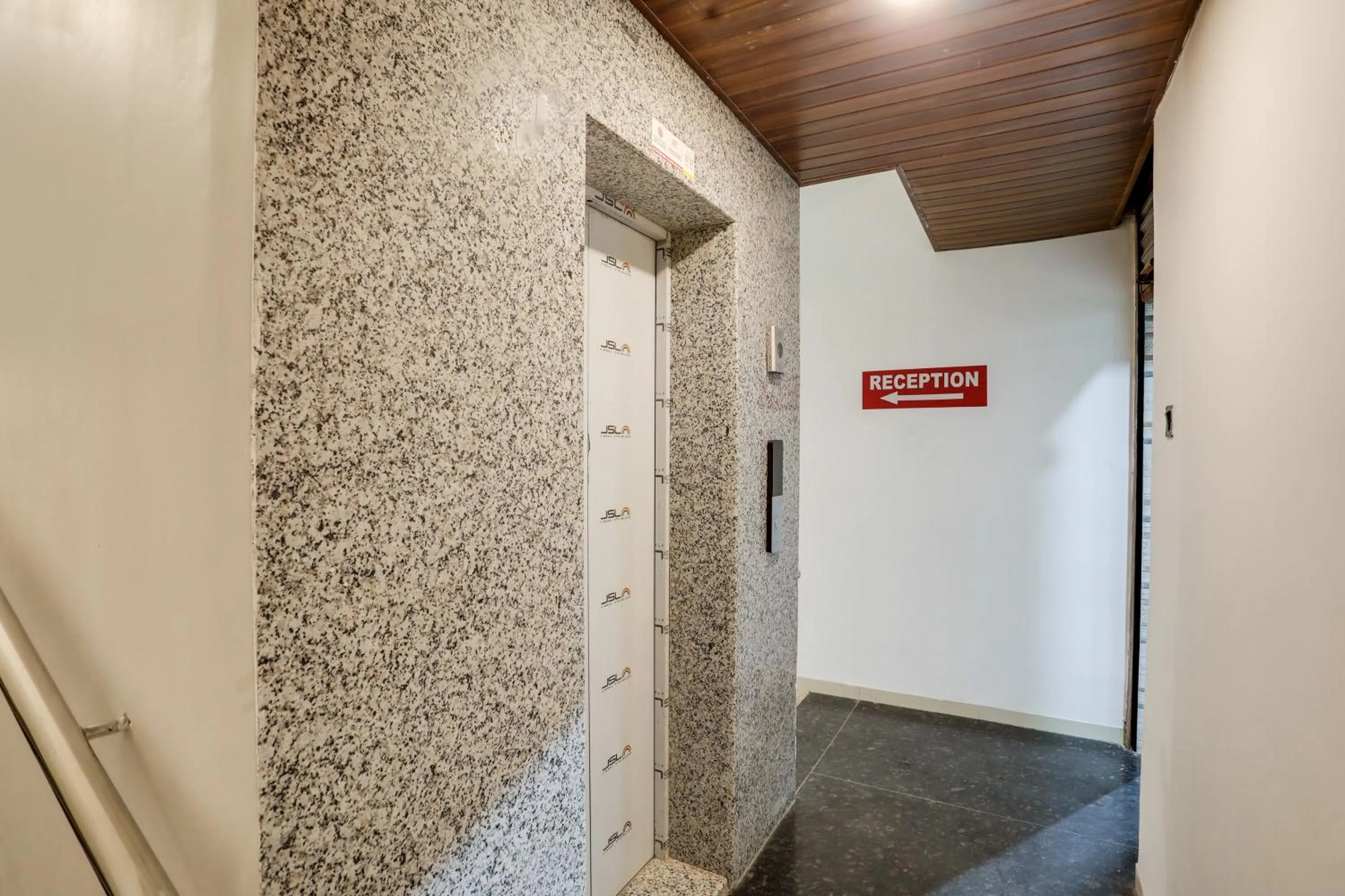 Lobby or reception in Hotel O D K Patil