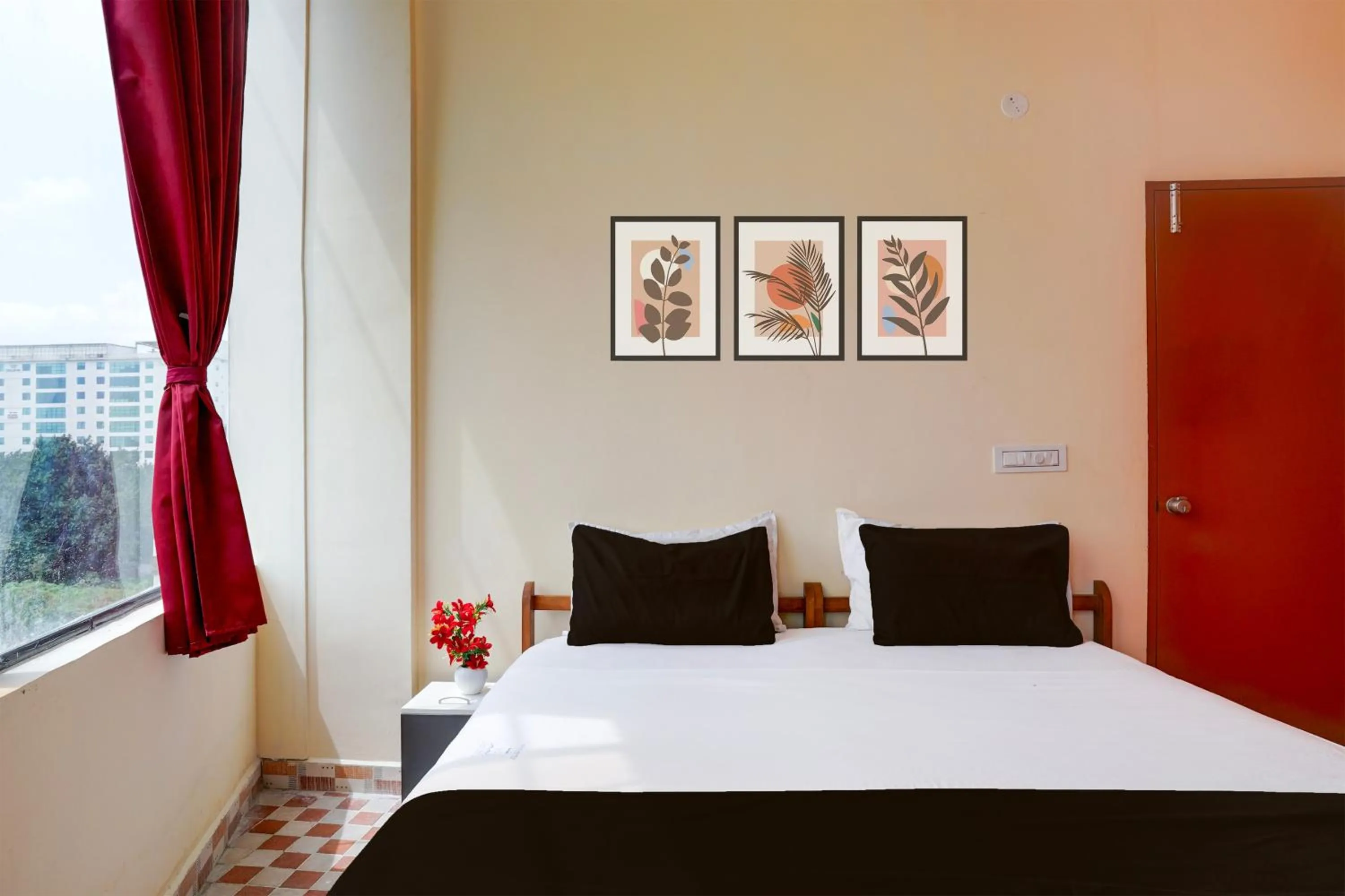 Bedroom, Bed in Super Hotel O Hosur Road Near PES University