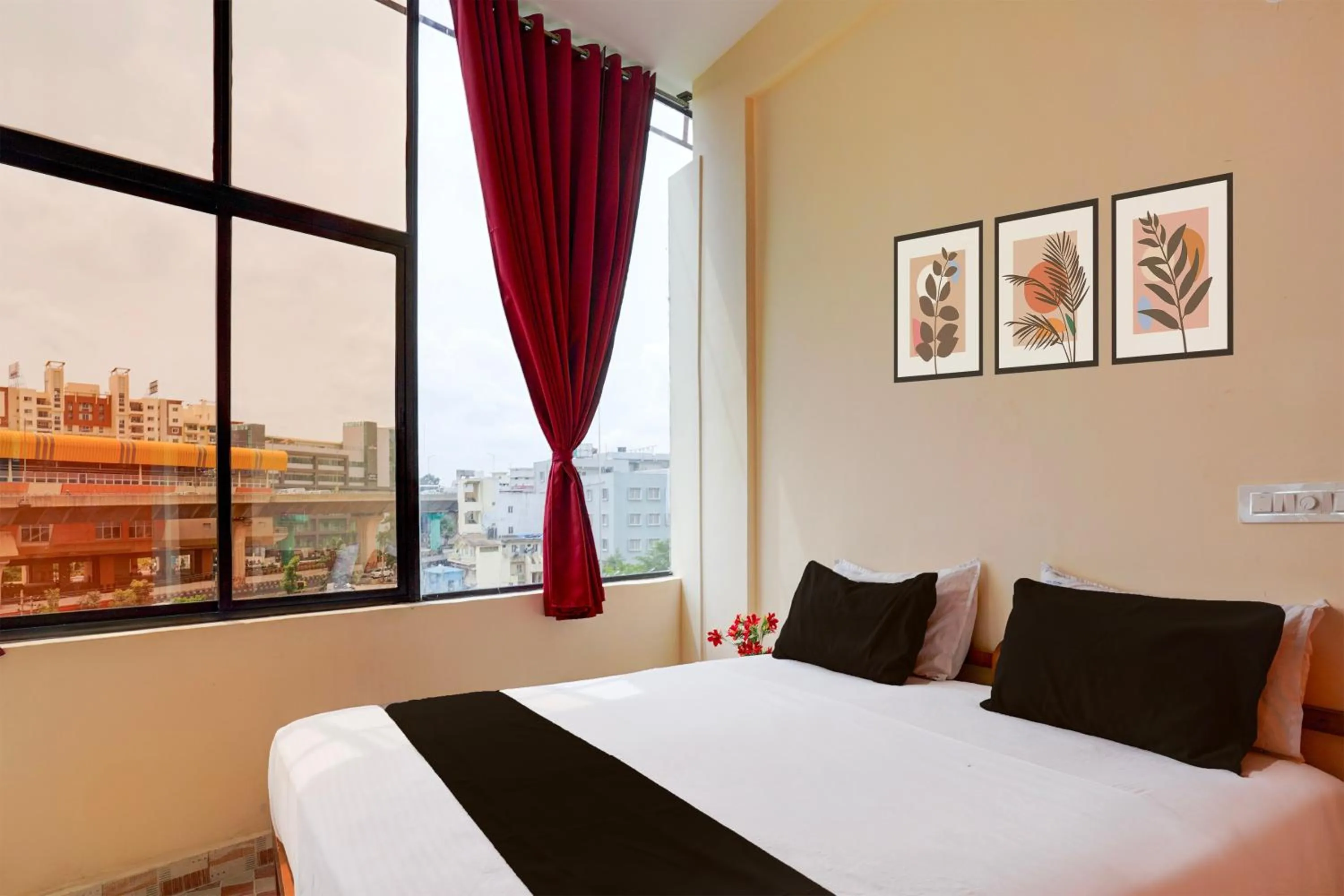 Bedroom, Bed in Super Hotel O Hosur Road Near PES University