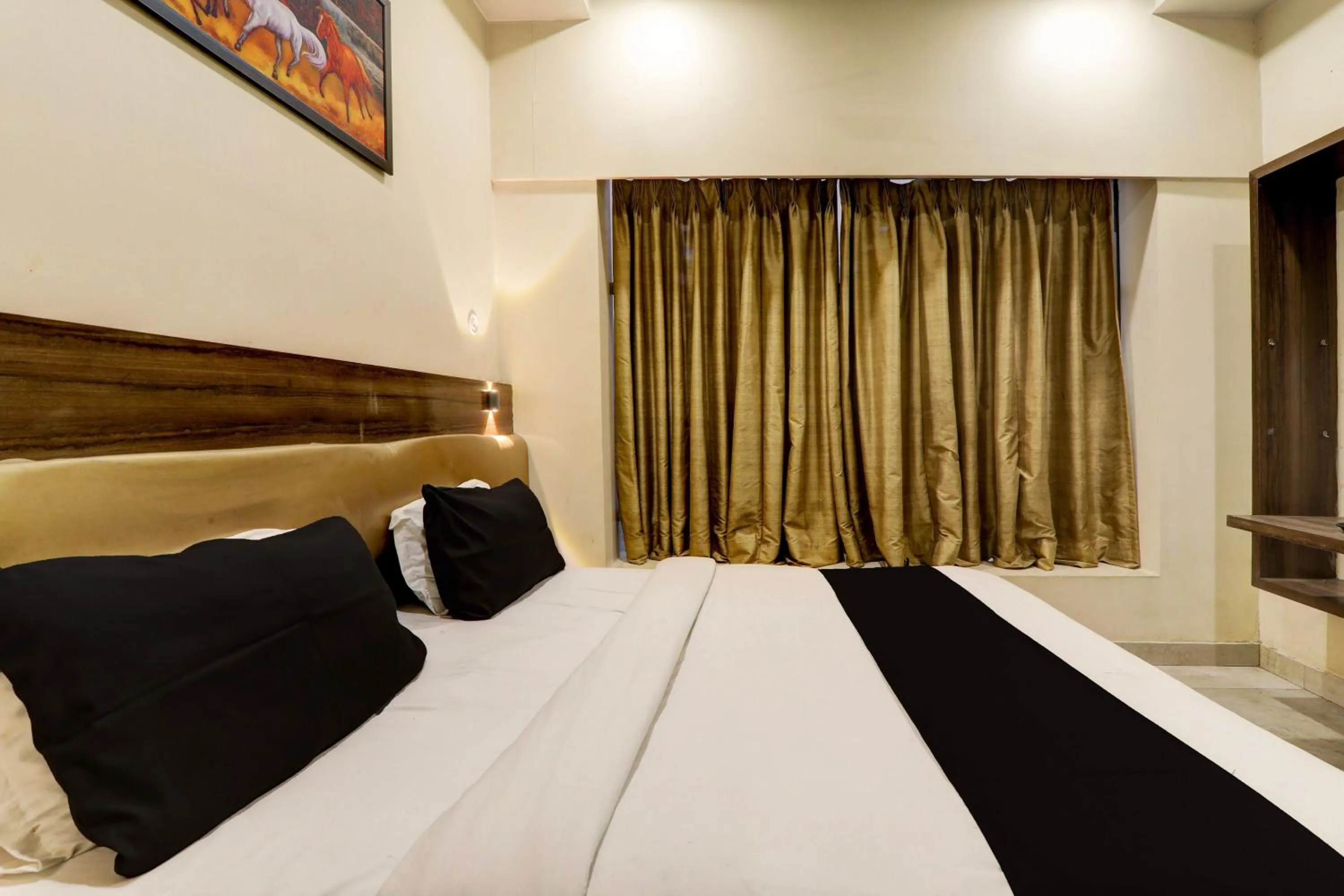 Bedroom in Hotel O DR Palace