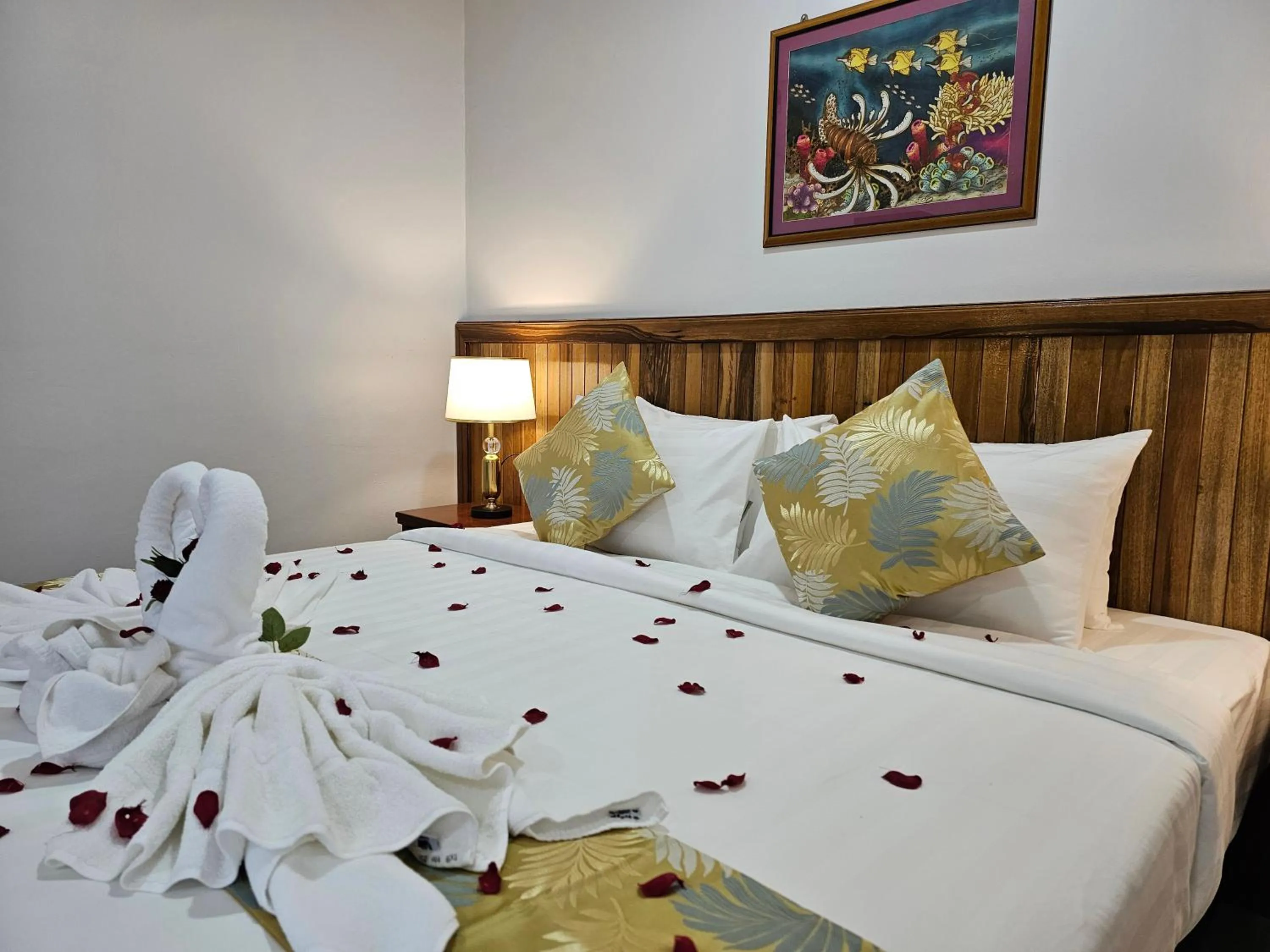 Bed in Cottage Inn Gerik