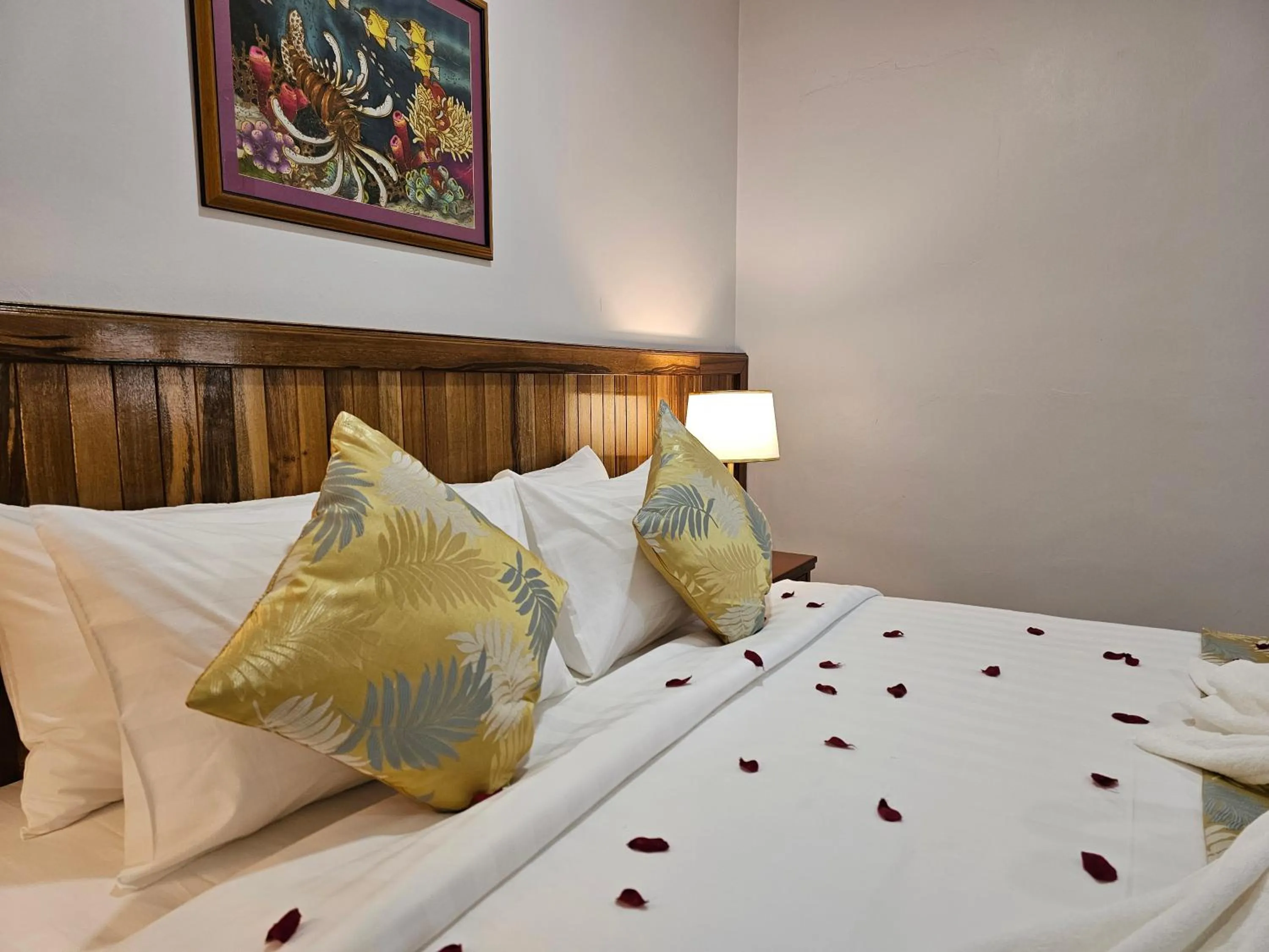 Bed in Cottage Inn Gerik