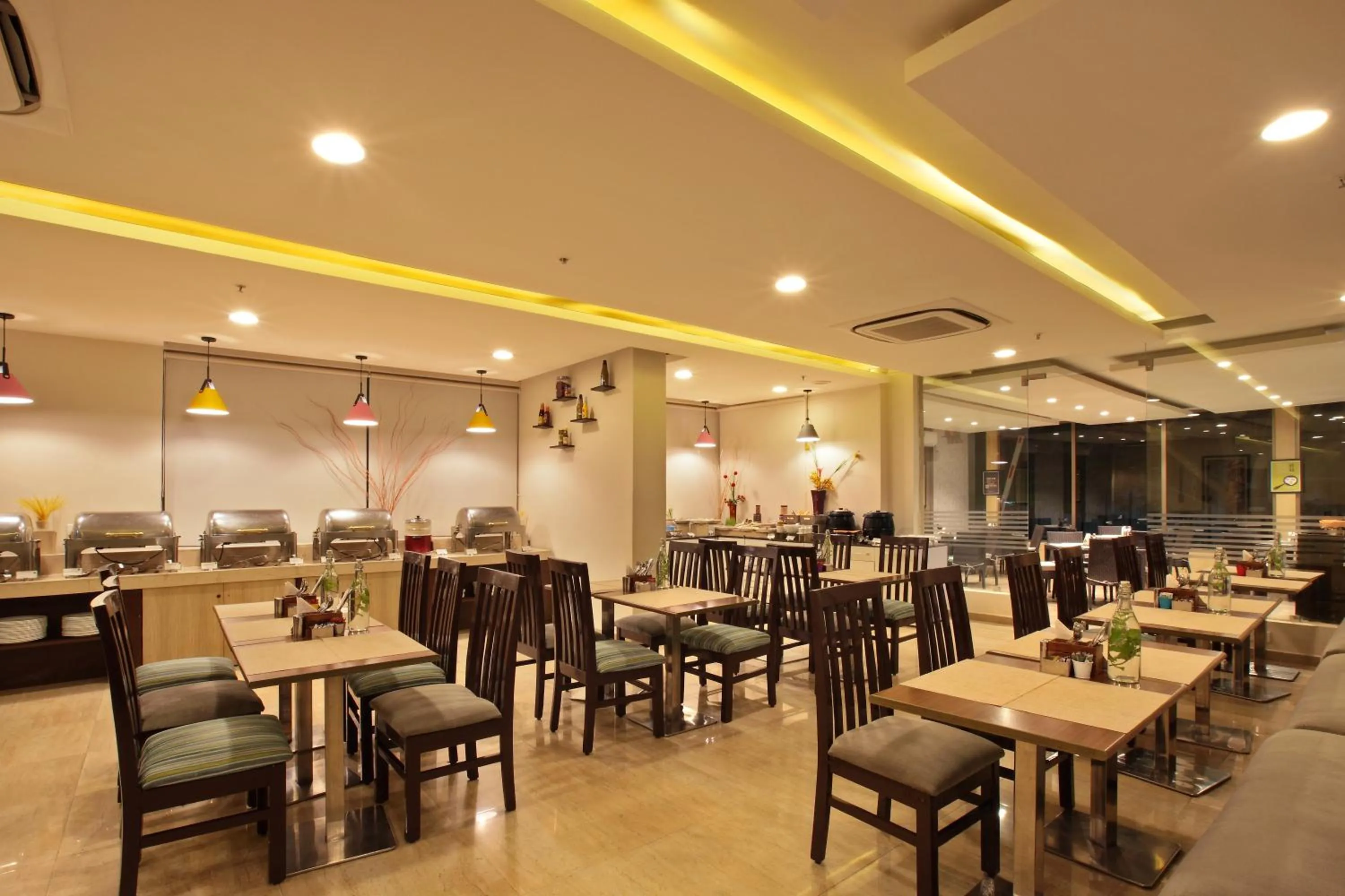 Restaurant/places to eat in Starlit Suites Bangalore