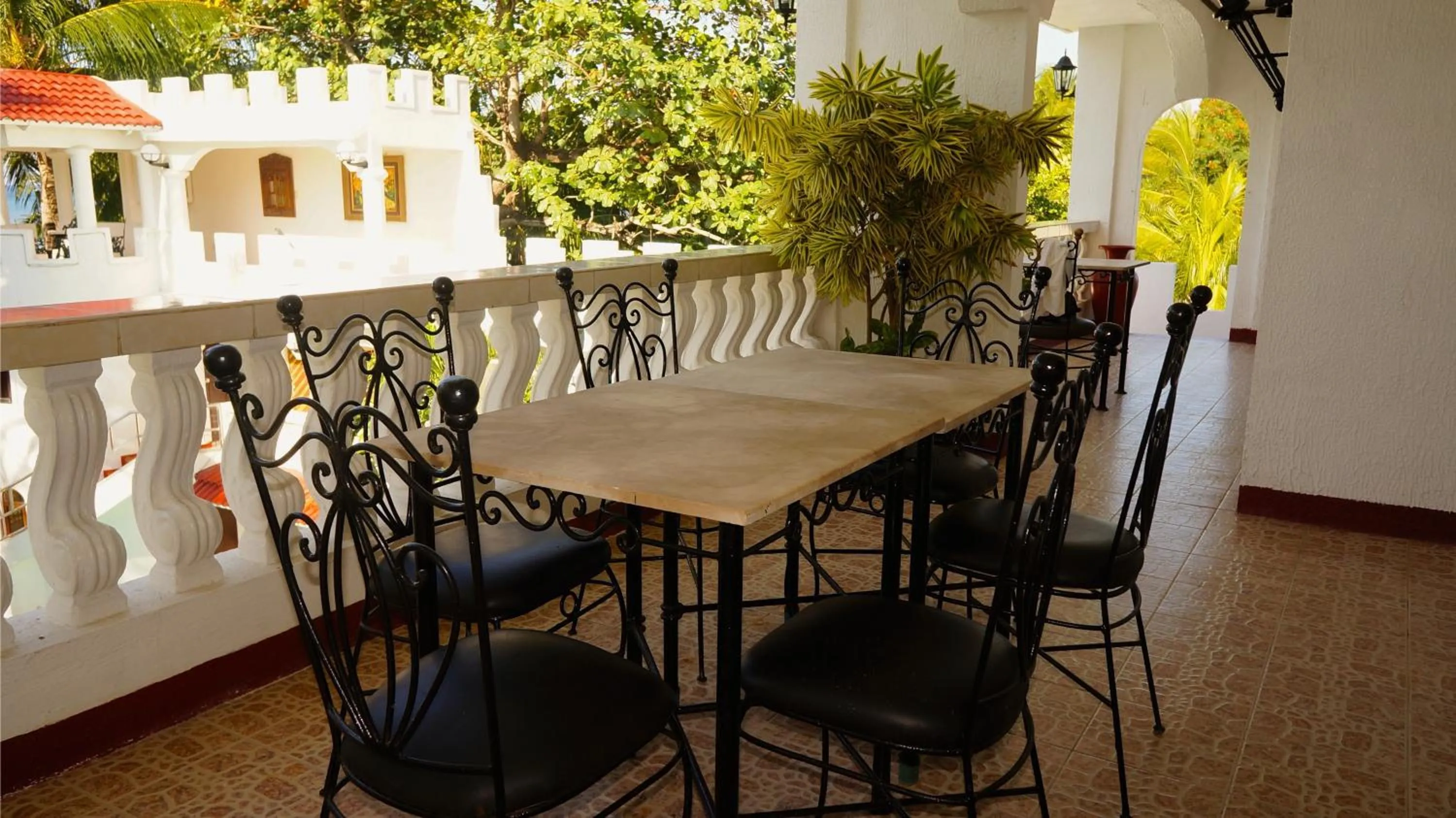 Balcony/Terrace in White & Yellow Castle Hotel and Resort