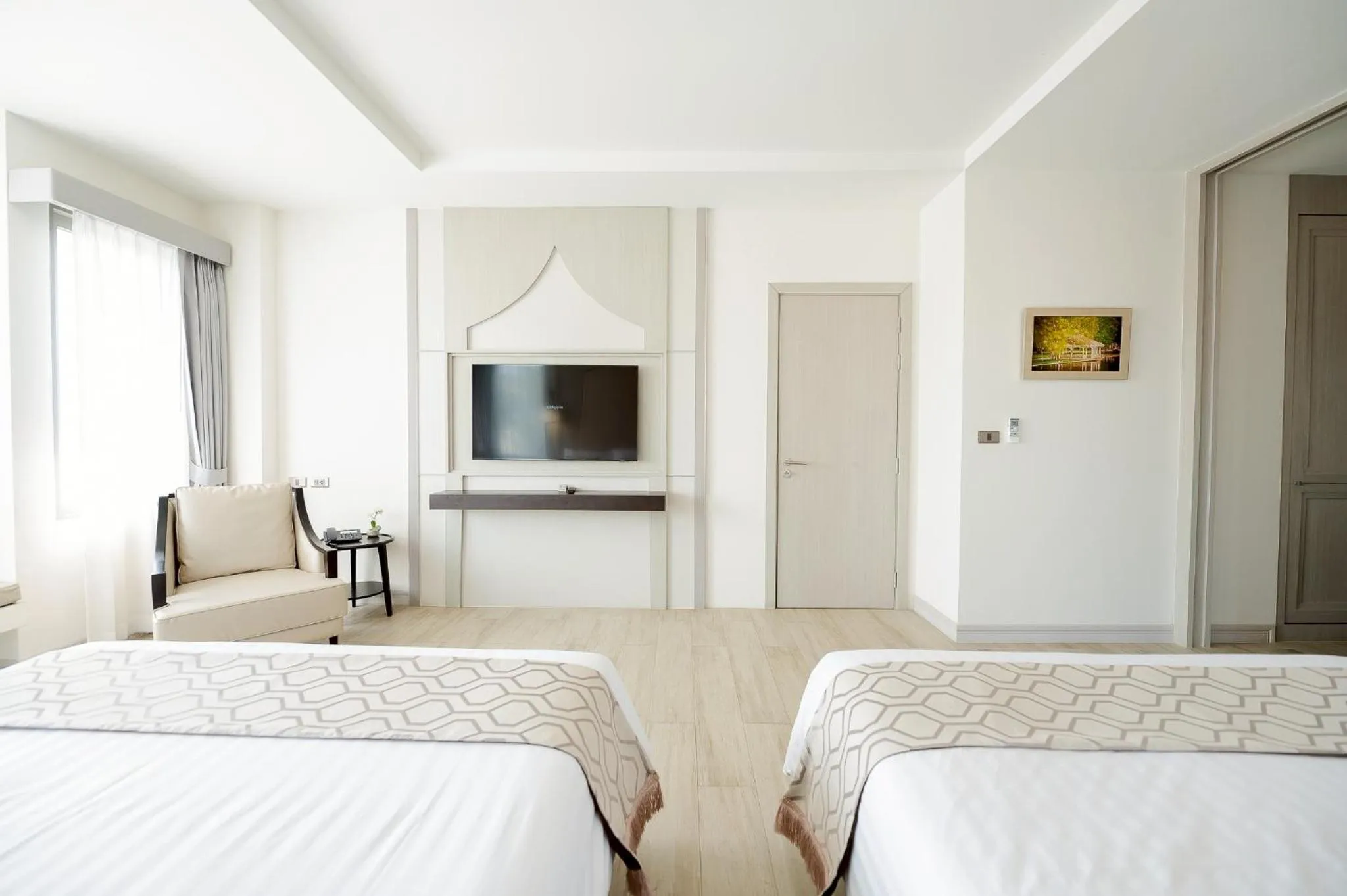 TV and multimedia, Bed in THE NAVY HOUSE HOTEL