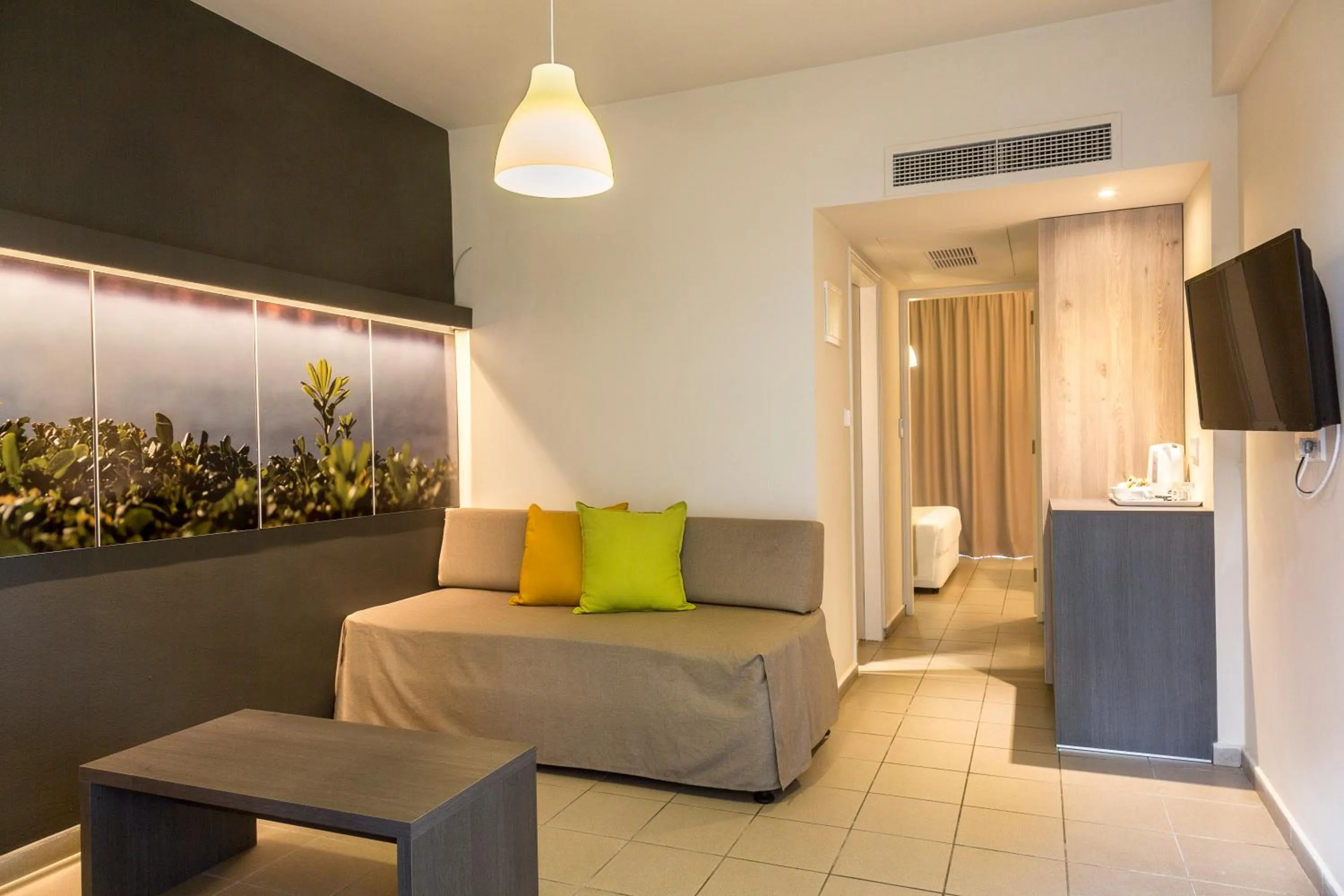 Living room in Mayfair Gardens