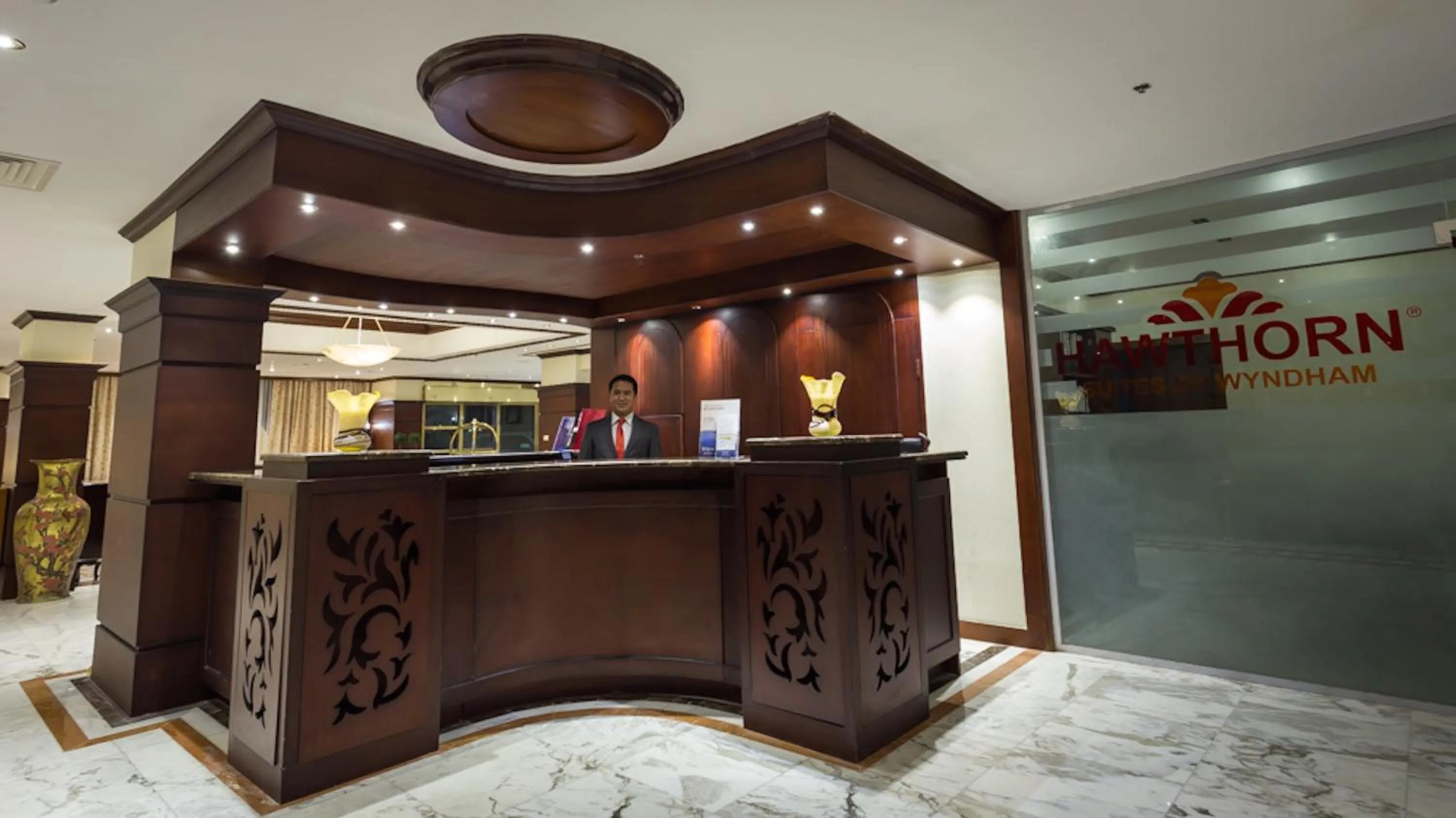Lobby or reception in Hawthorn Suites by Wyndham Al Khobar