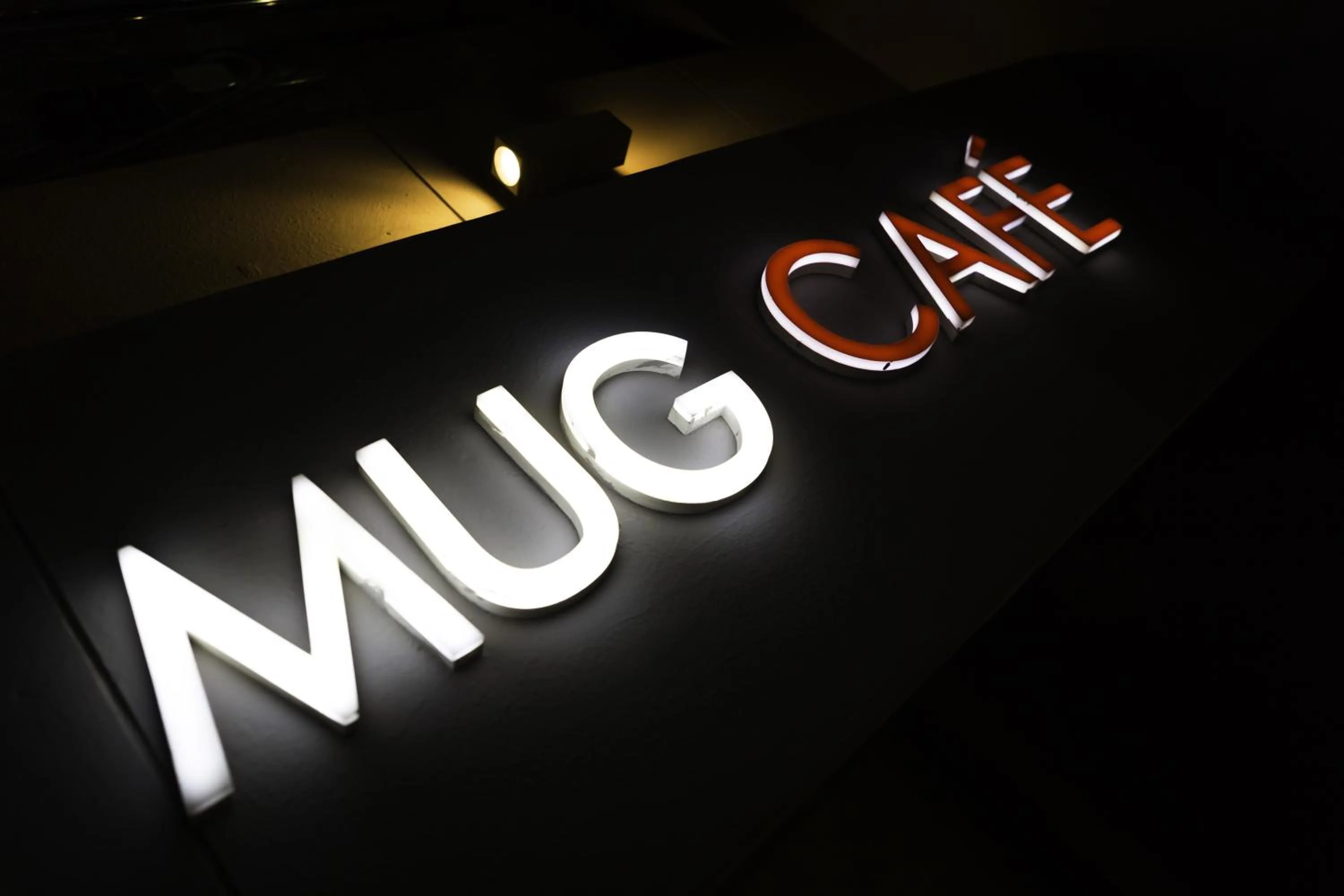 Lounge or bar in Hawthorn Suites by Wyndham Al Khobar