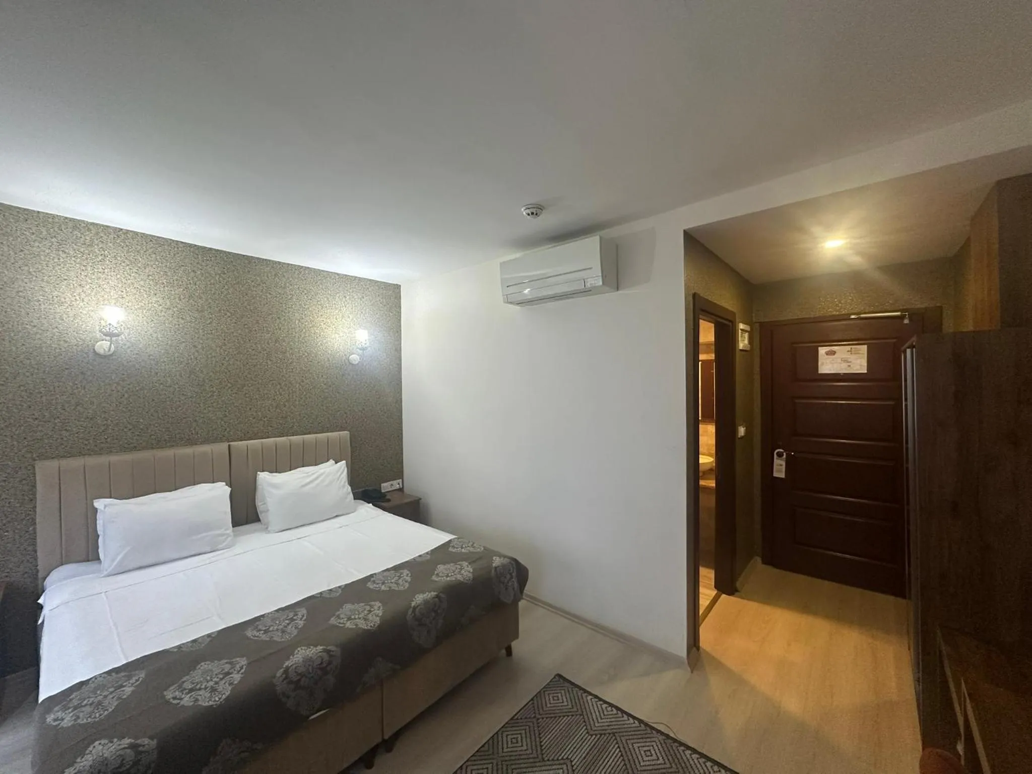 Bed in Atlantik Butik Hotel