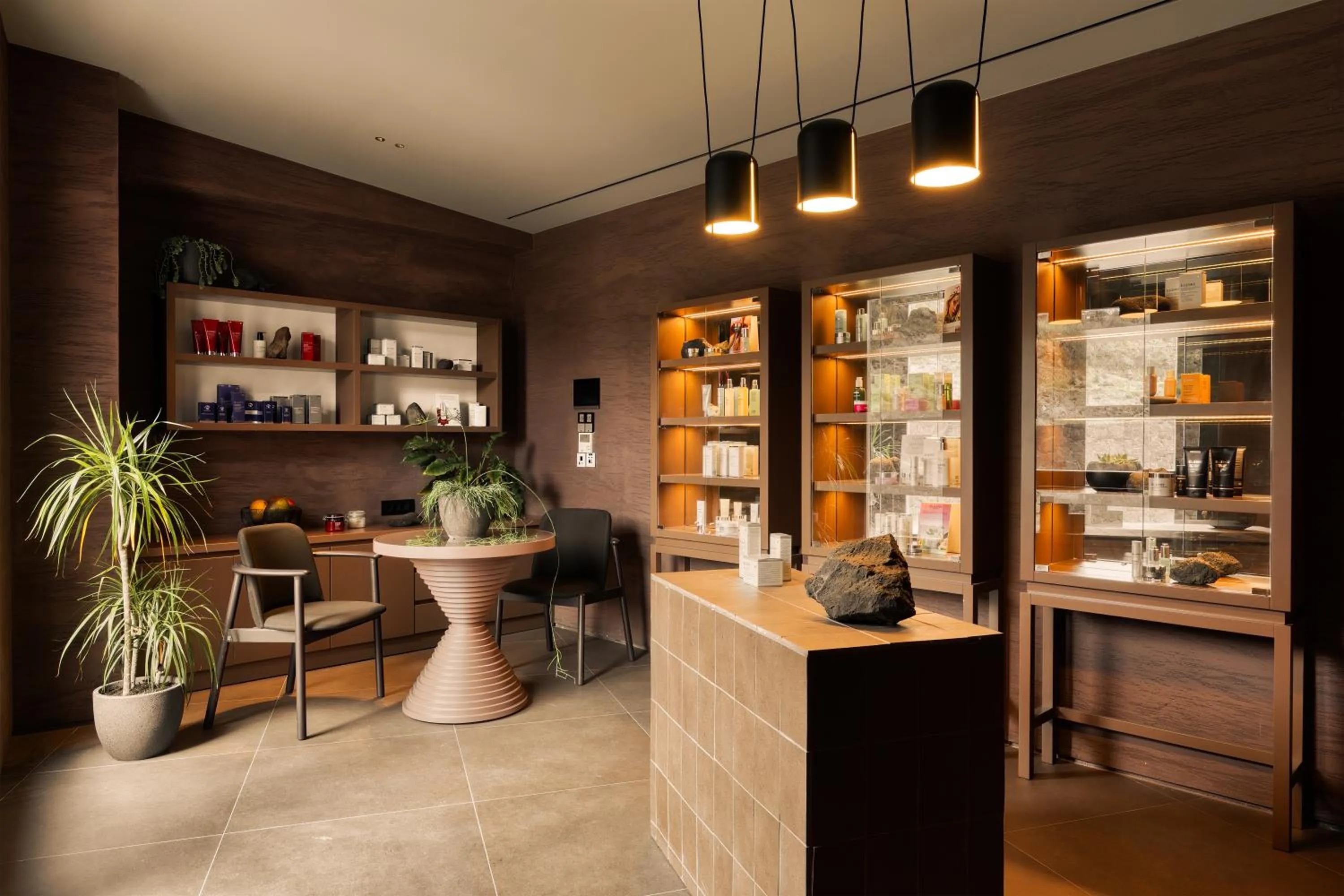 Spa and wellness centre/facilities in Domes Novos Santorini, Autograph Collection