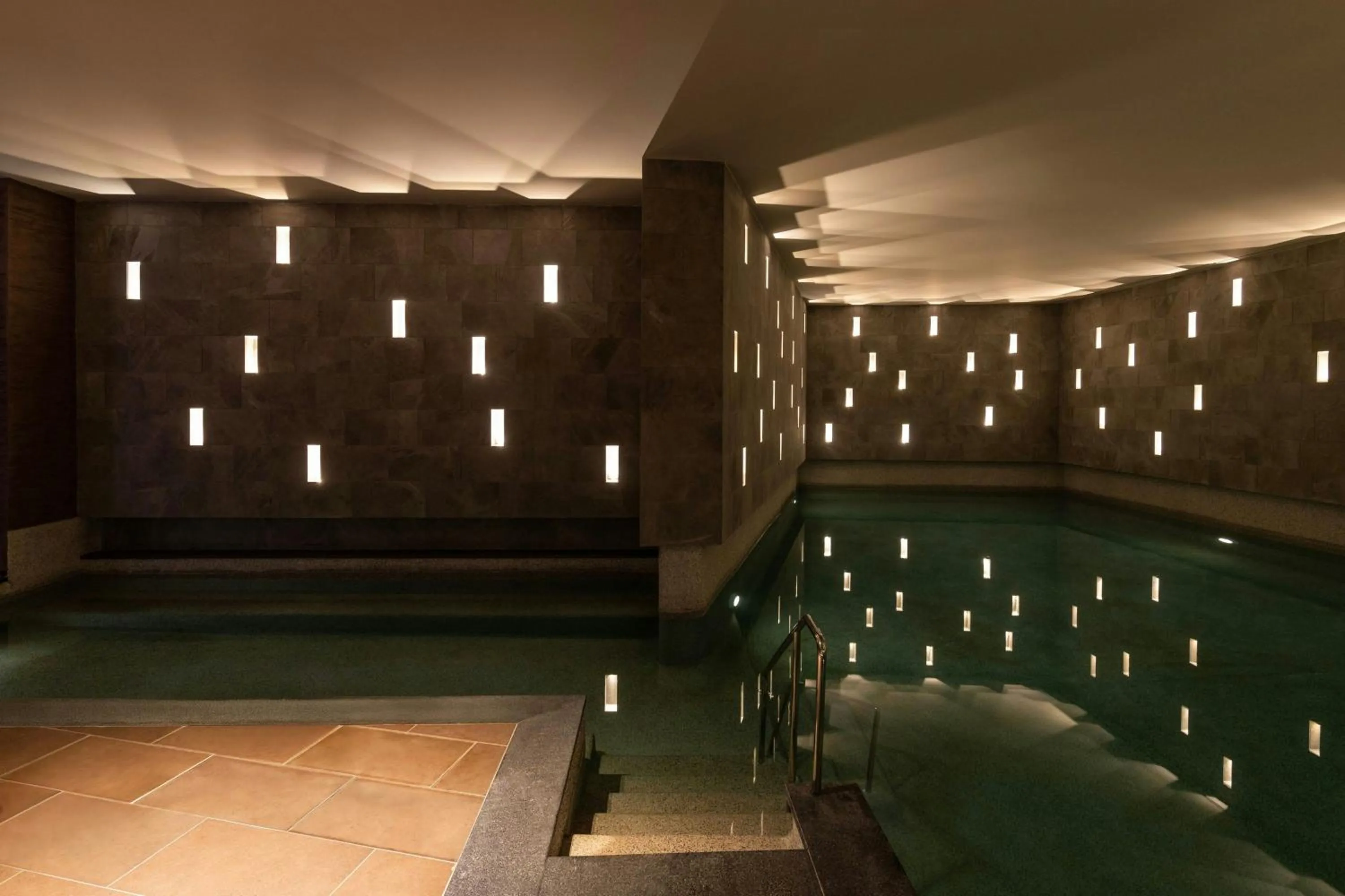 Spa and wellness centre/facilities in Domes Novos Santorini, Autograph Collection