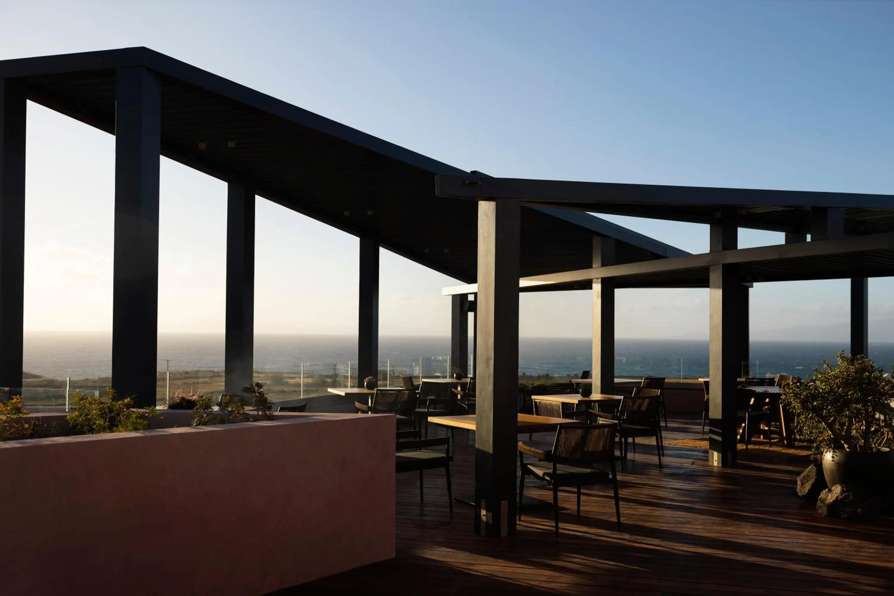 Restaurant/places to eat in Domes Novos Santorini, Autograph Collection