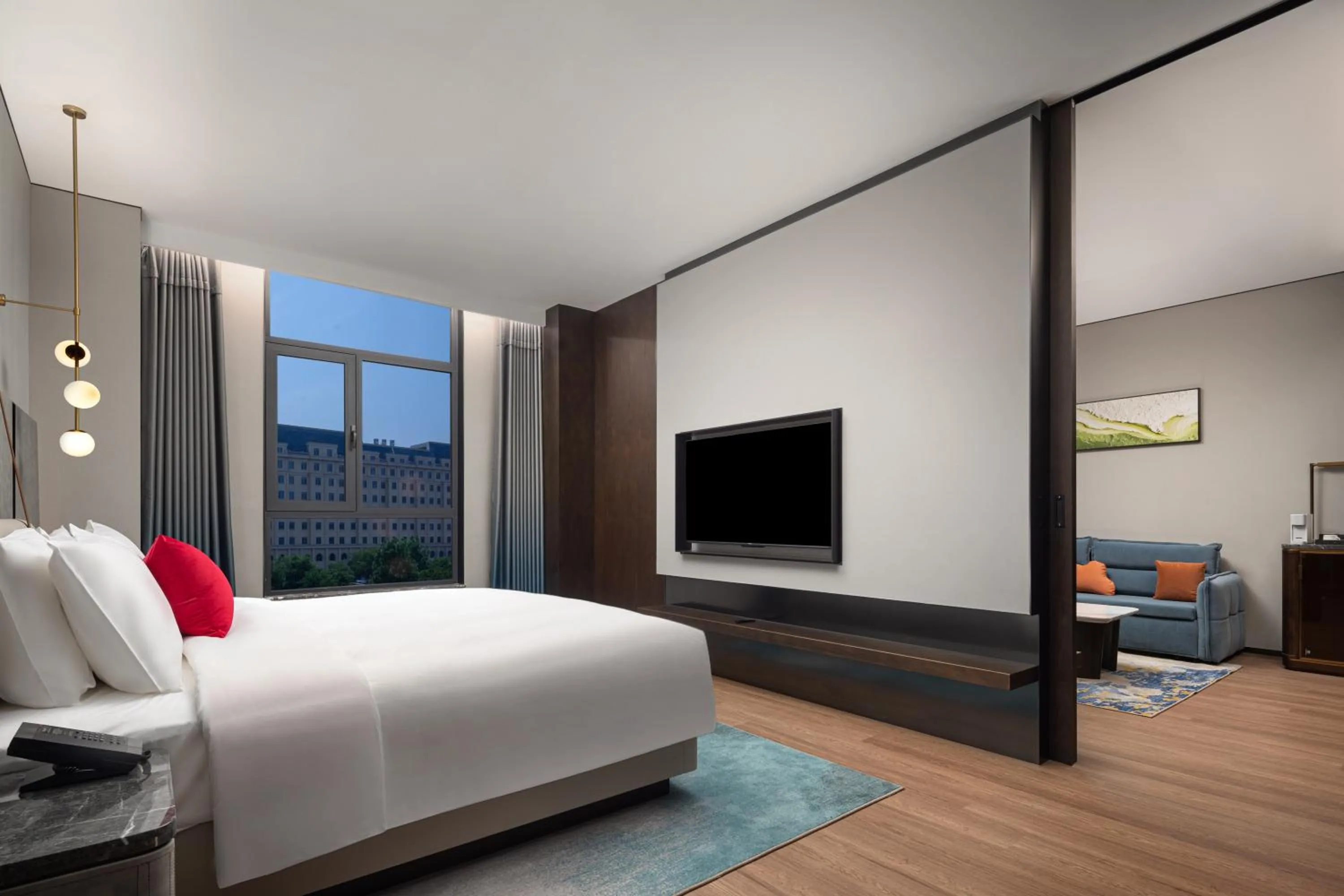 Bed in Ramada by Wyndham Qingdao Jiaodong International Airport