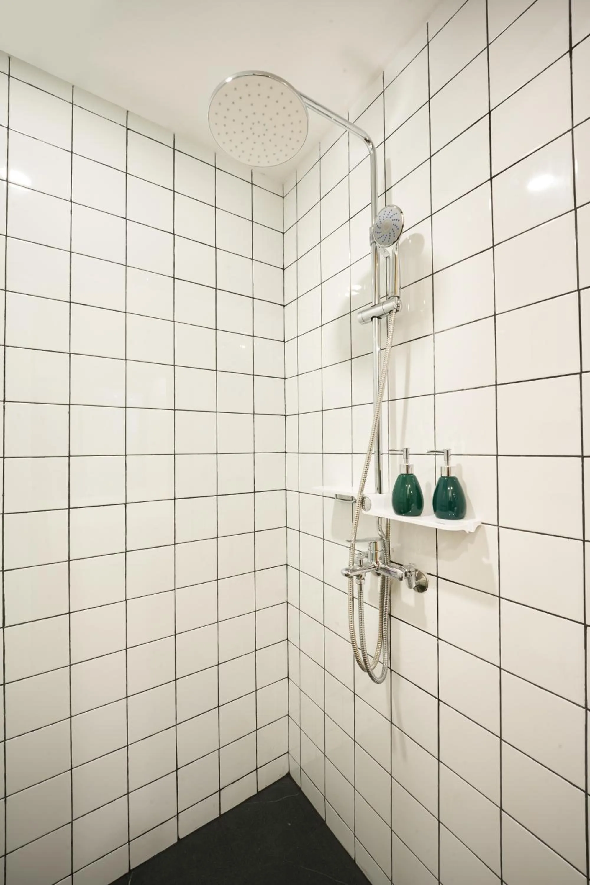 Shower in Wilque Hotel Hanoi