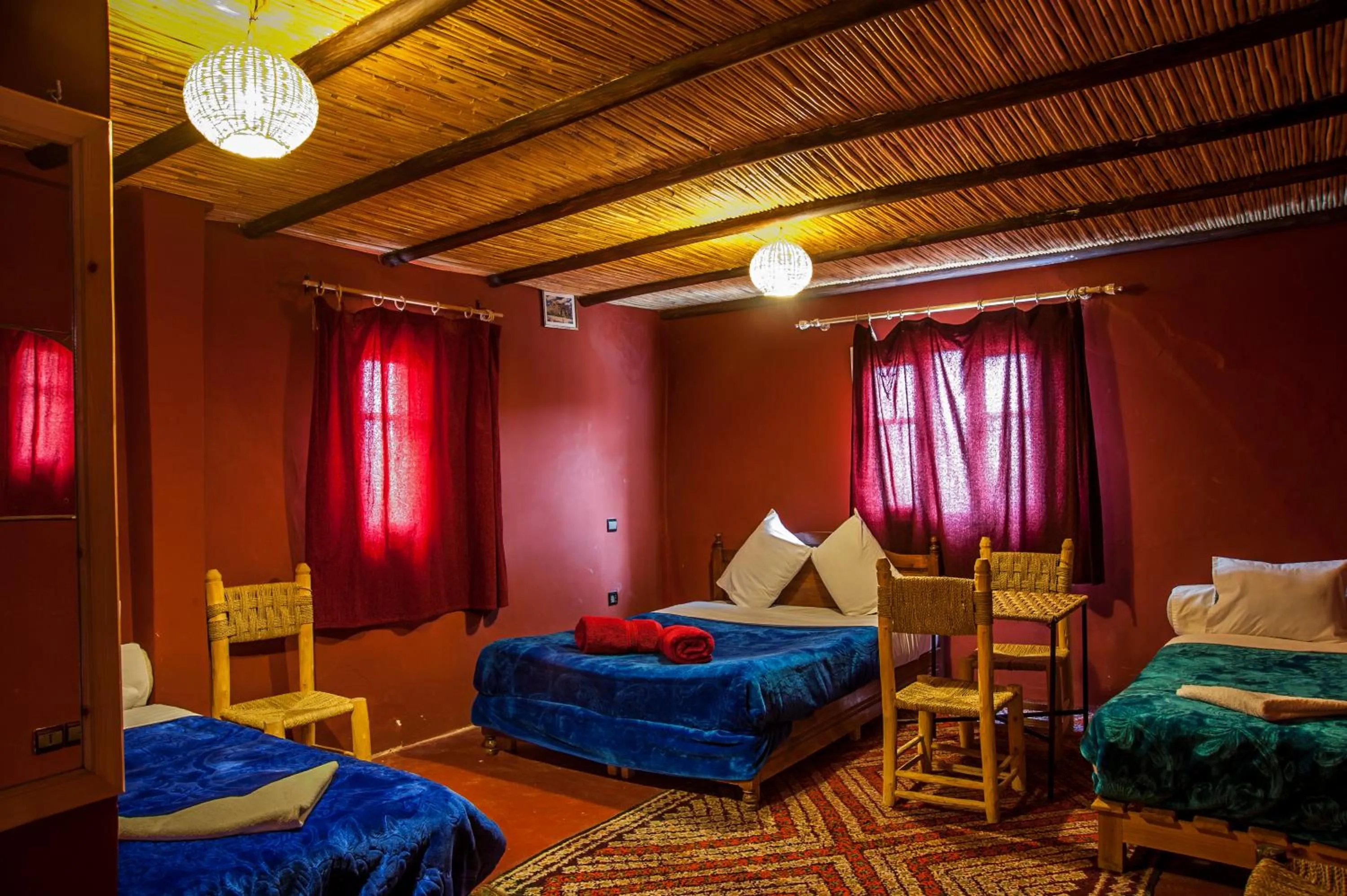 Horse-riding, Bed in La Baraka Auberge