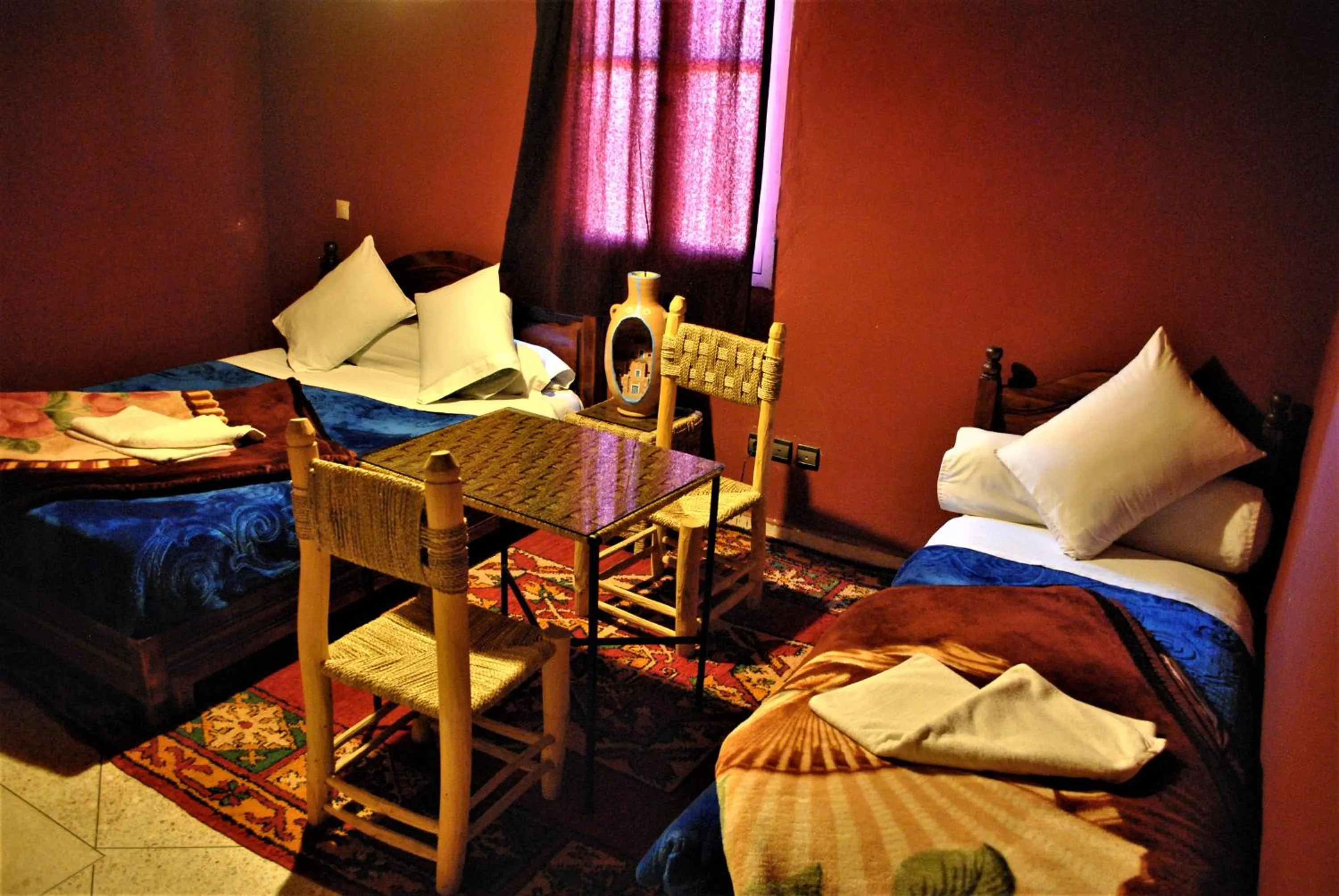 Bedroom, Bed in La Baraka Auberge