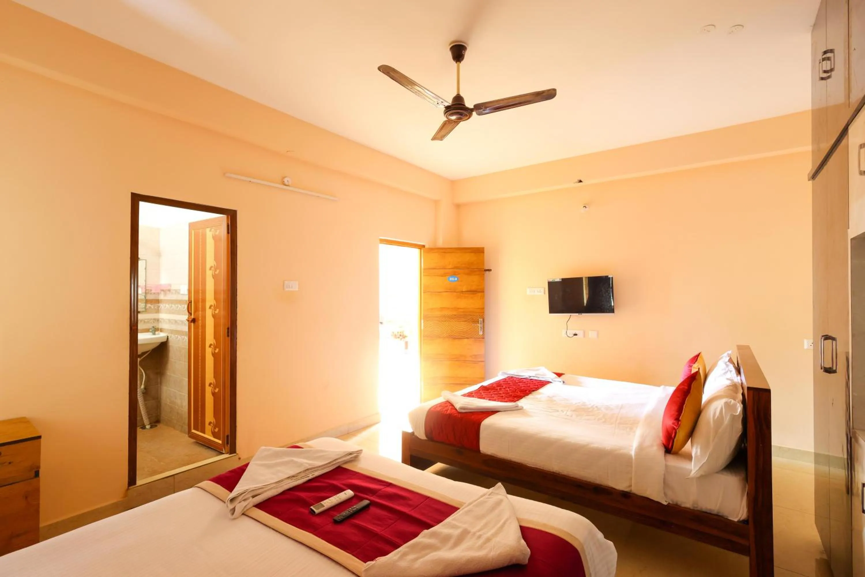 Bedroom, Bed in SBHS Homestay - Garudadri - Tirupati Bus Stand