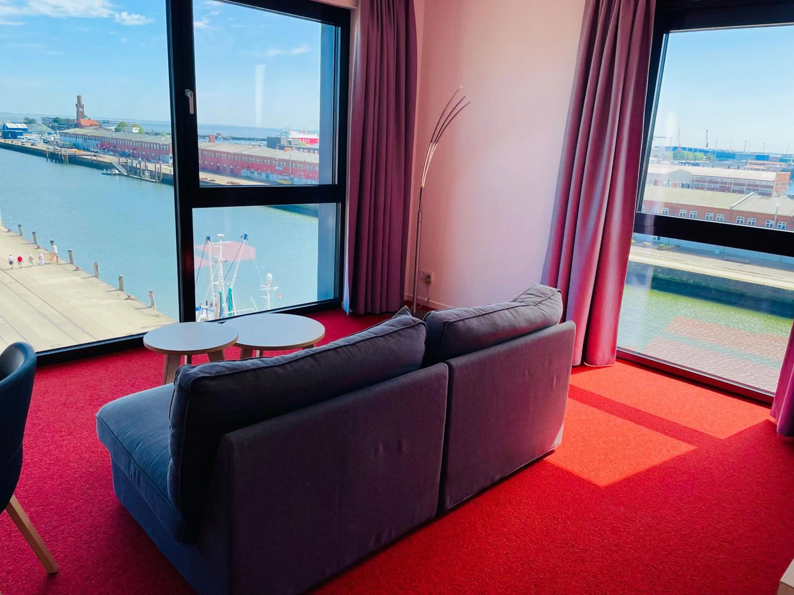 Communal lounge/ TV room in havenhostel Cuxhaven