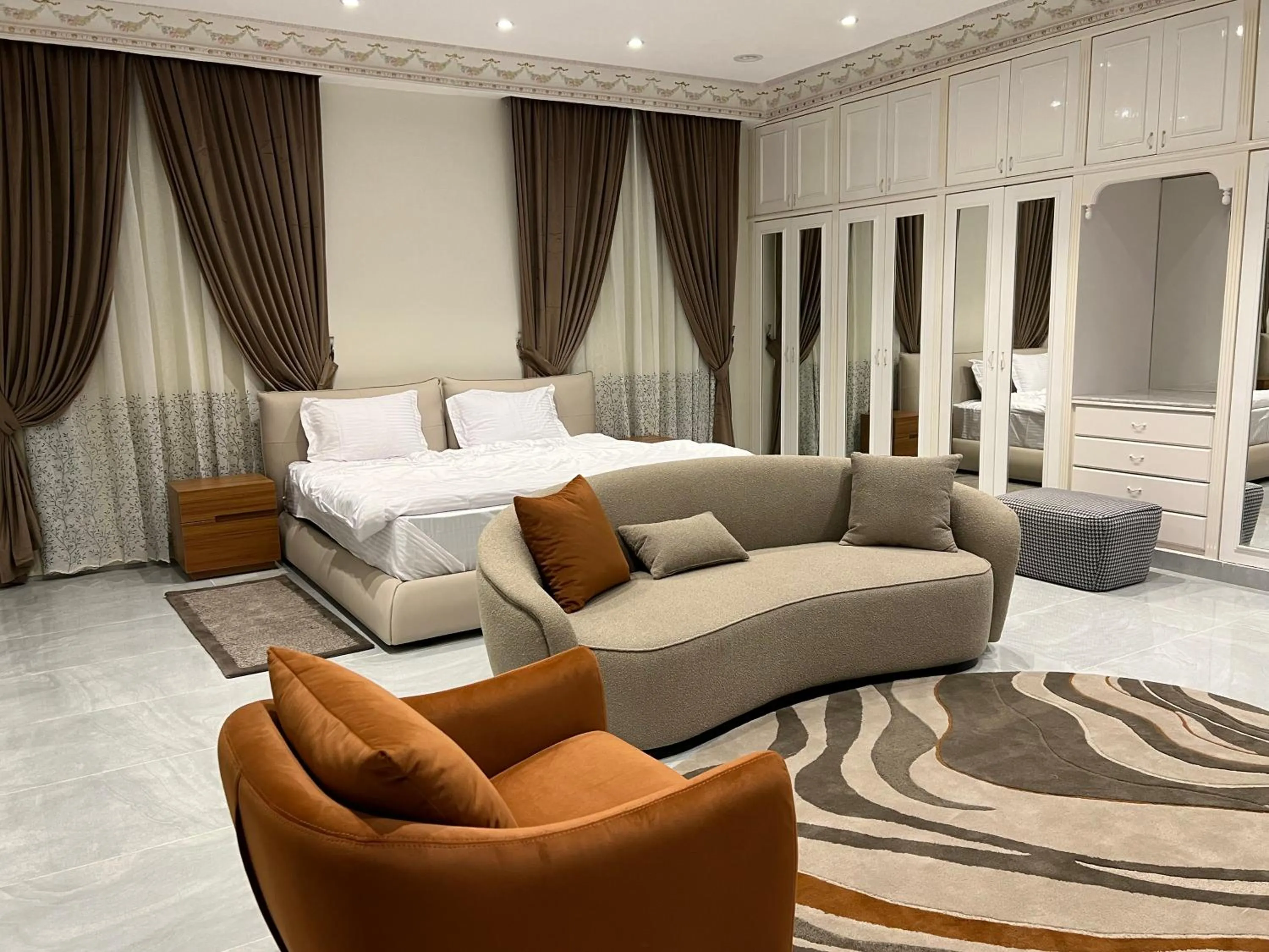 Photo of the whole room in Eqamh VIP