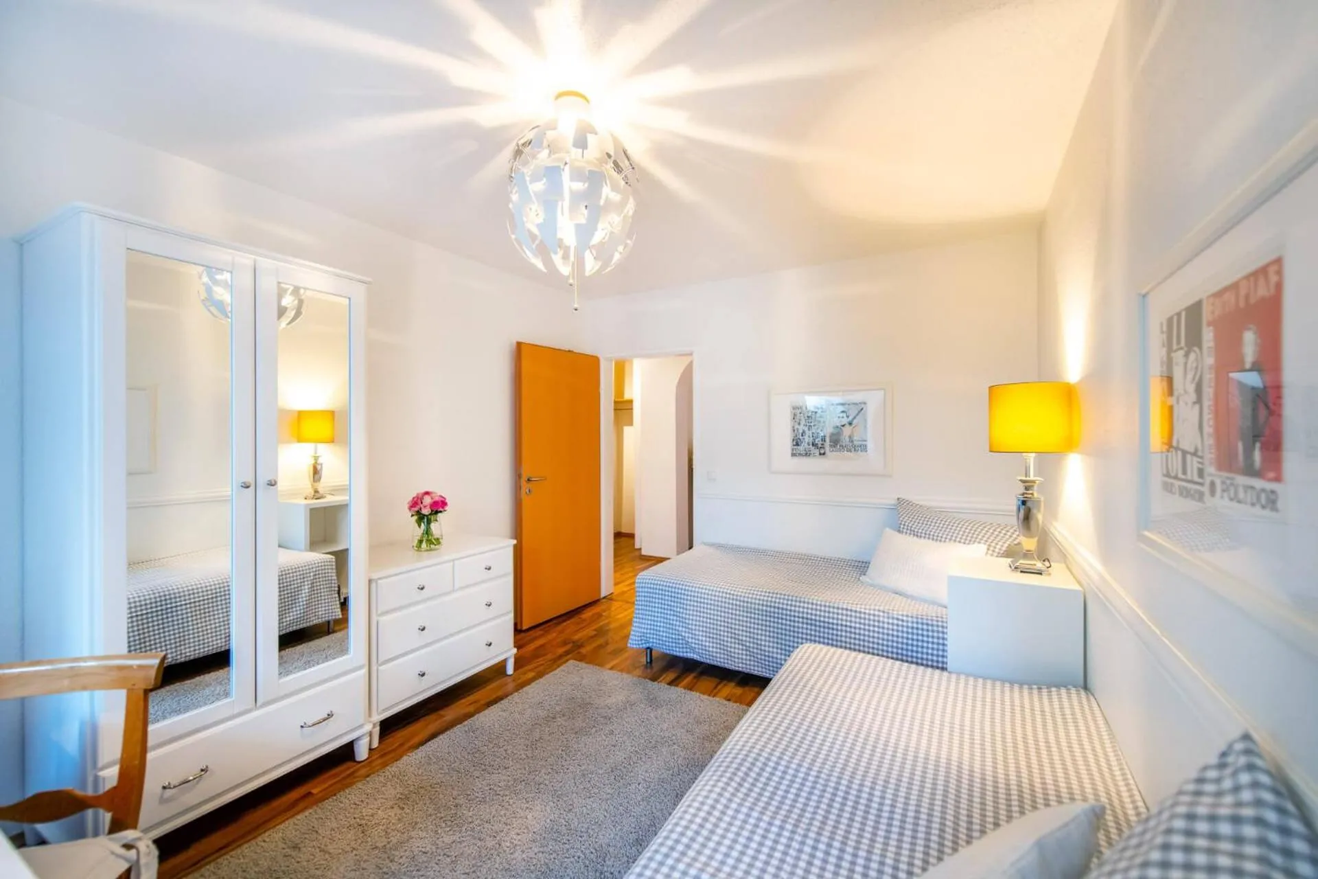 Photo of the whole room in Ferienwohnung Koblenz Altstadt