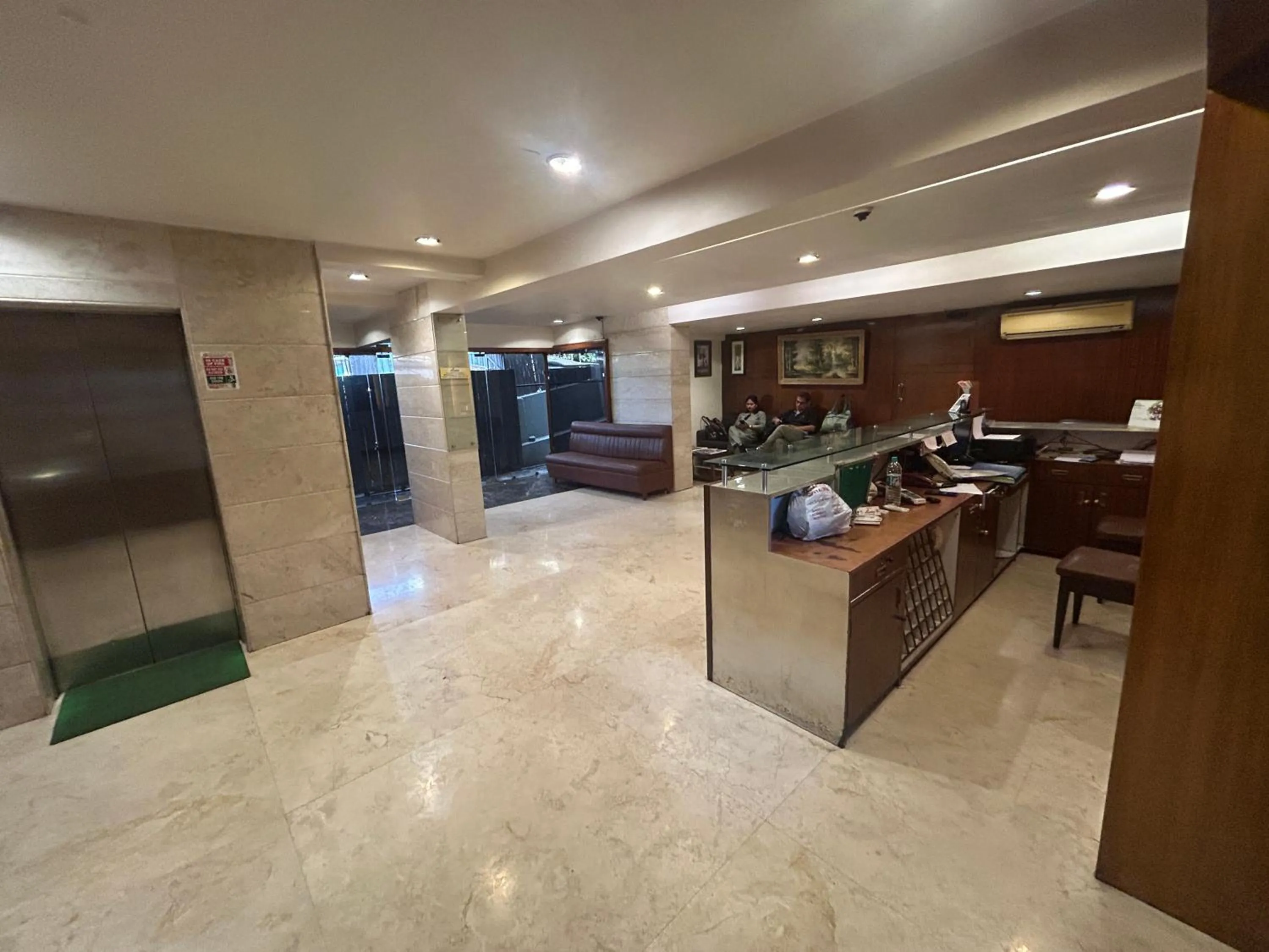 Lobby or reception in Hotel Lucky Goregaon