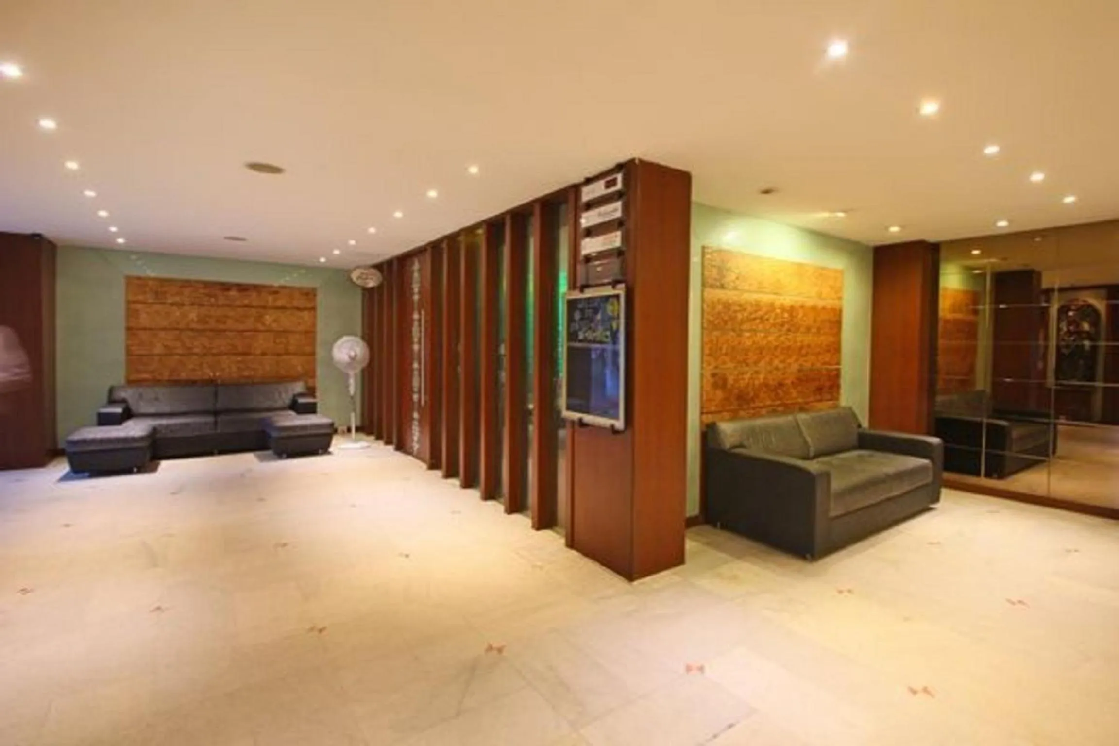 Lobby or reception in Hotel Roopa