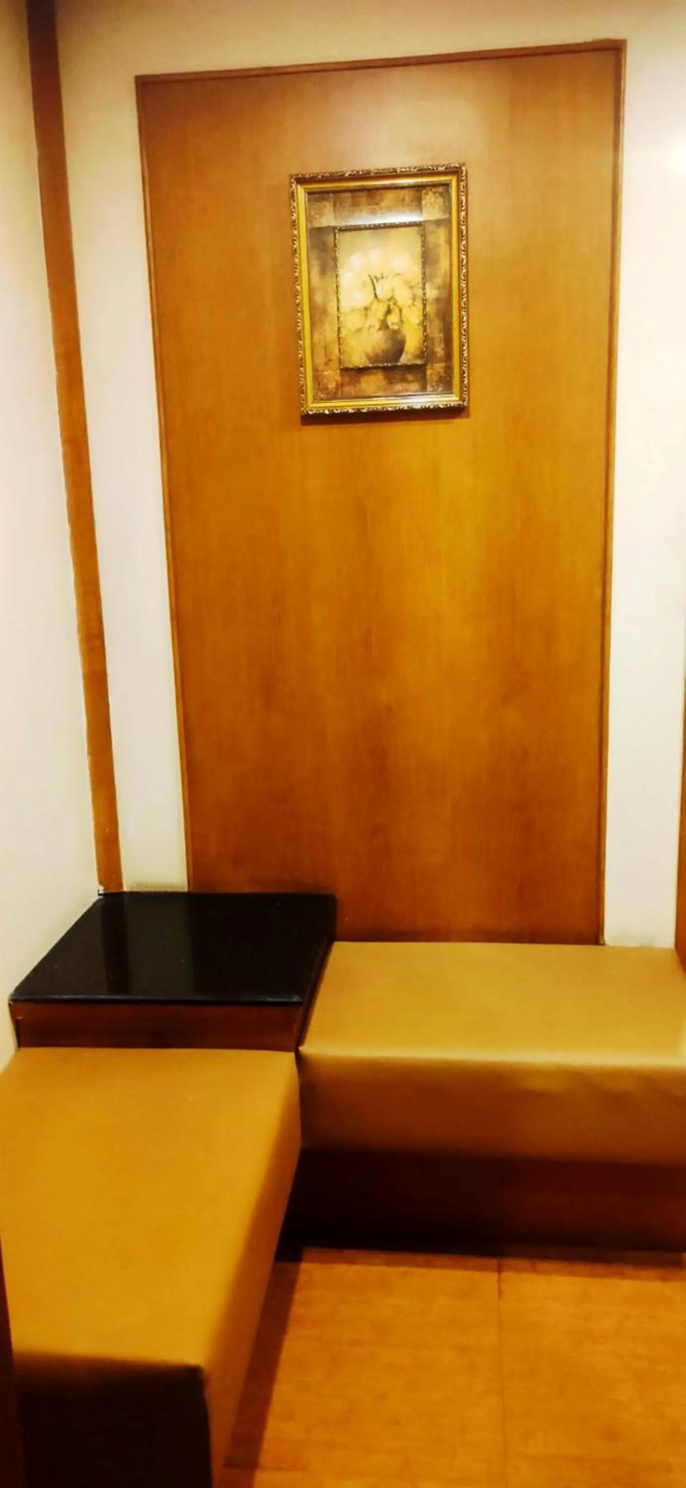 Seating area in Hotel Roopa