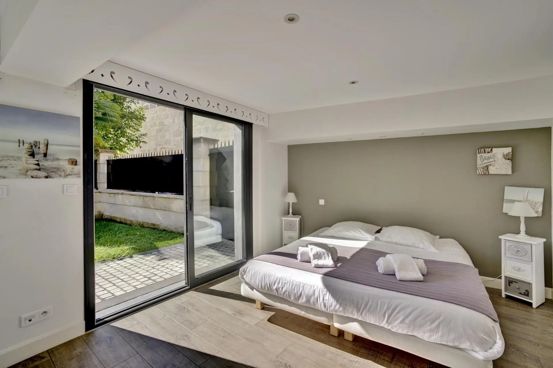 Bedroom, Bed in La Dependance by Cocoonr