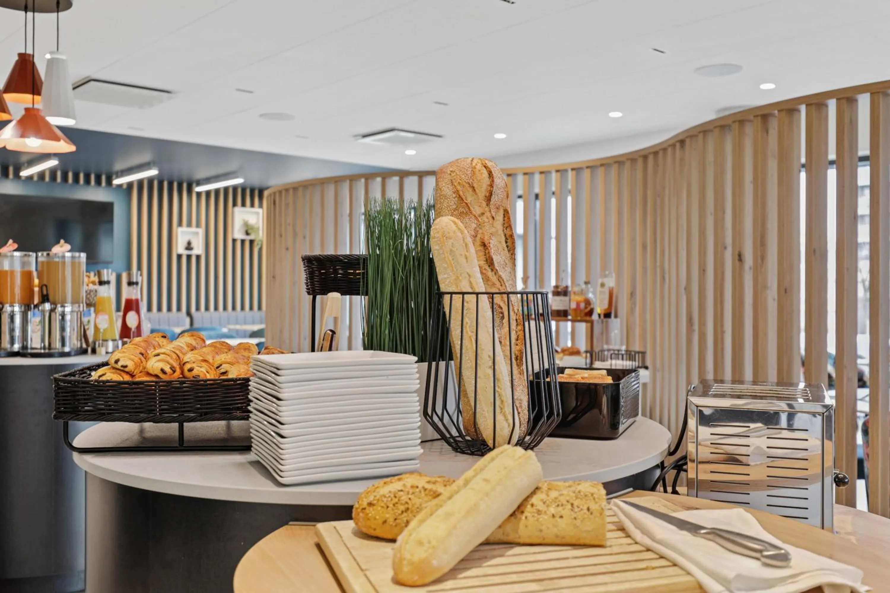 Breakfast in ibis Styles Bezons Paris La Défense