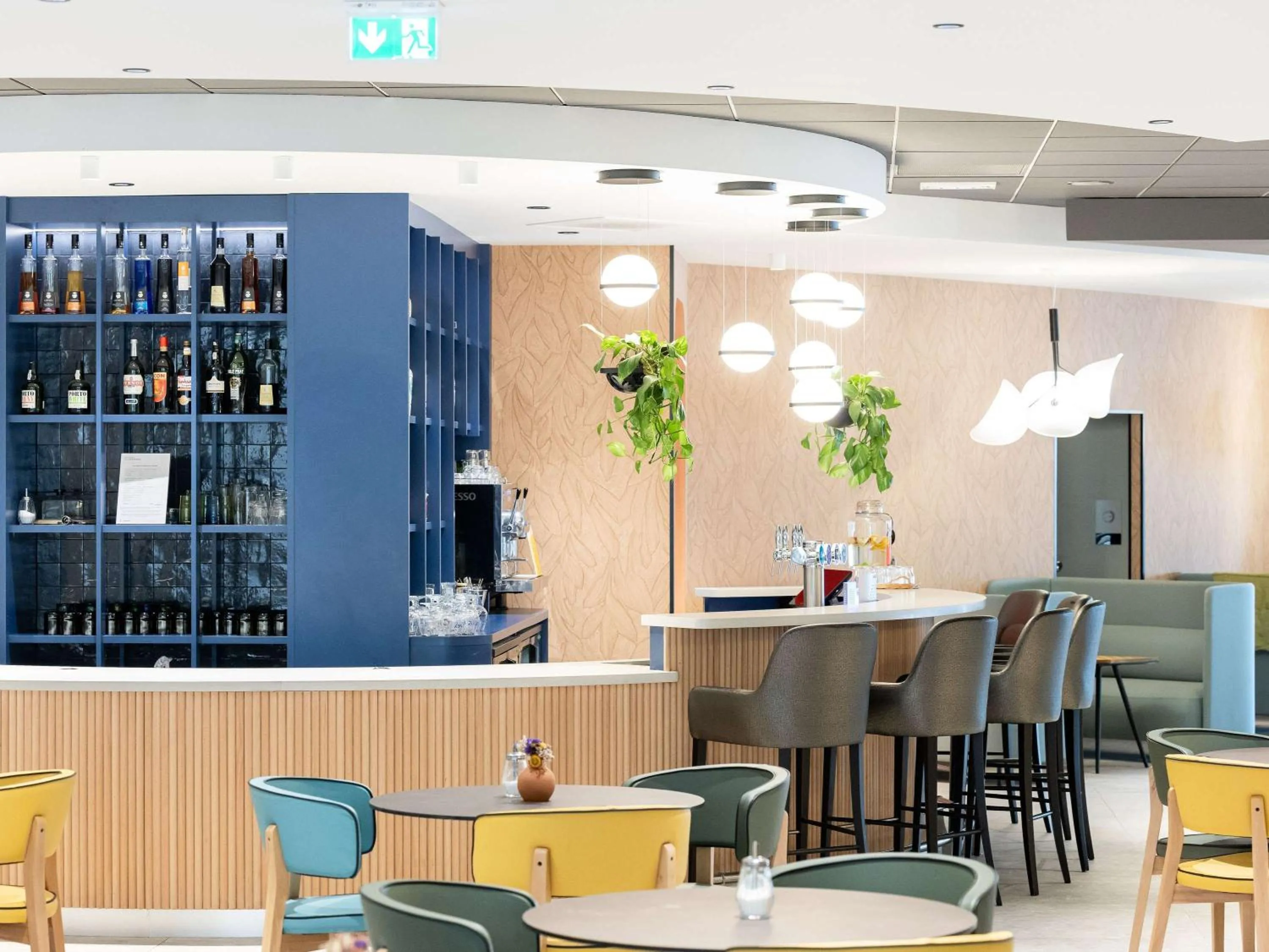 Lounge or bar in greet Hotel Paris 13 Porte d'Italie