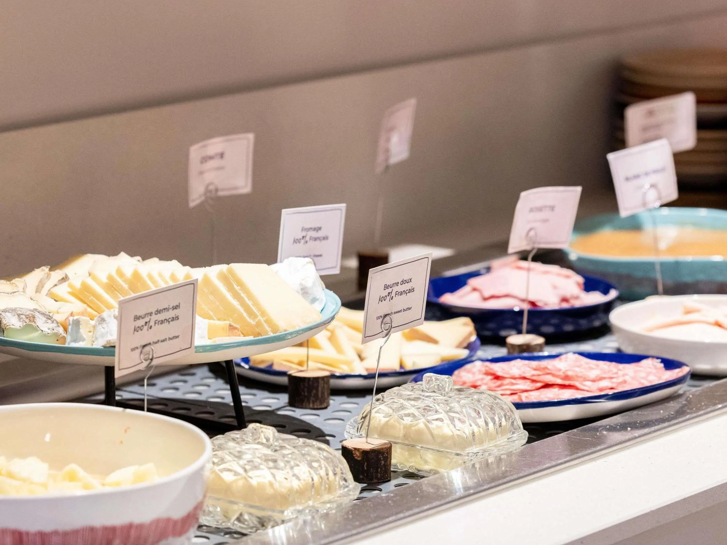 Breakfast in greet Hotel Paris 13 Porte d'Italie