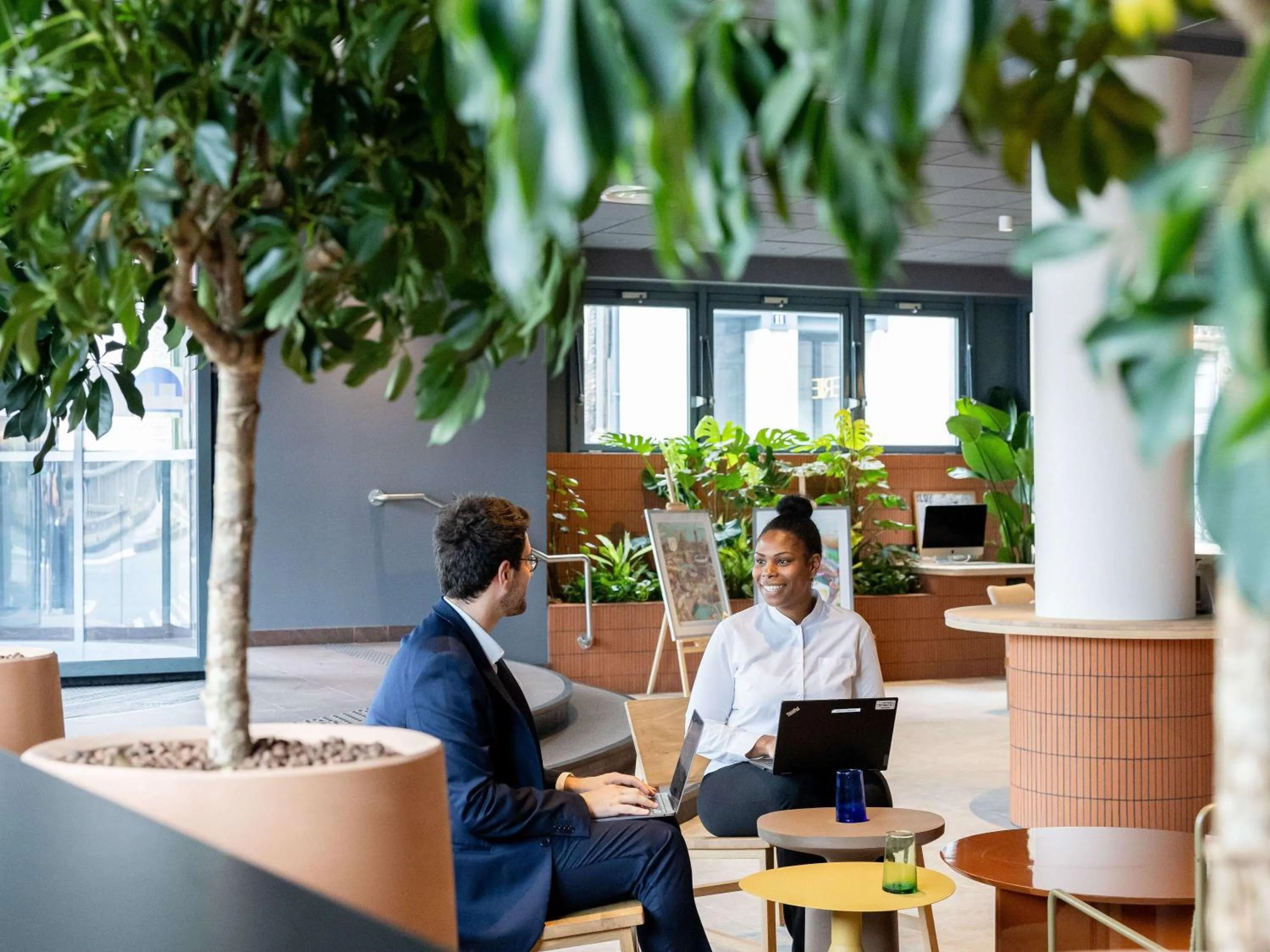 Property building in greet Hotel Paris 13 Porte d'Italie