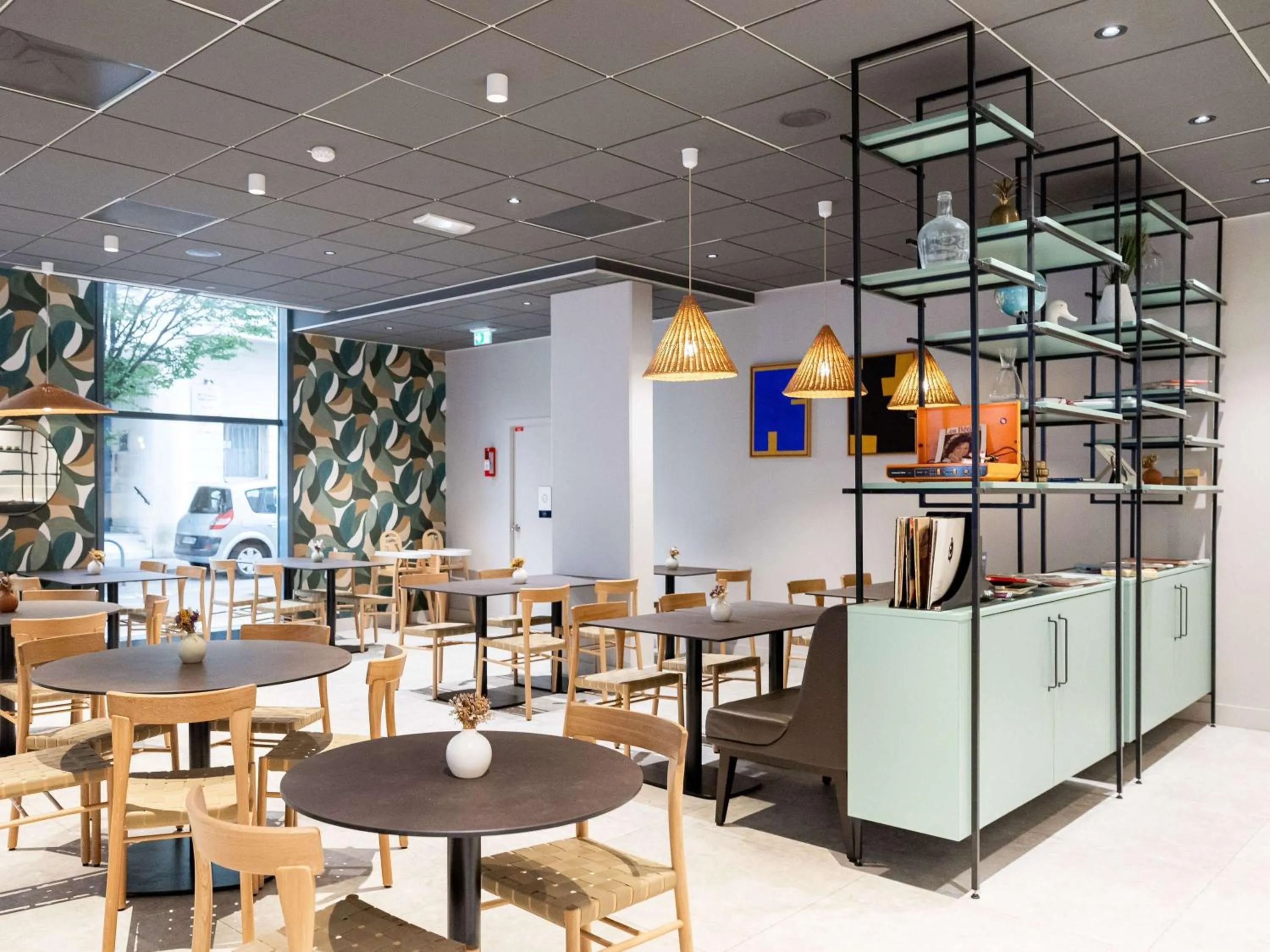 Lounge or bar in greet Hotel Paris 13 Porte d'Italie