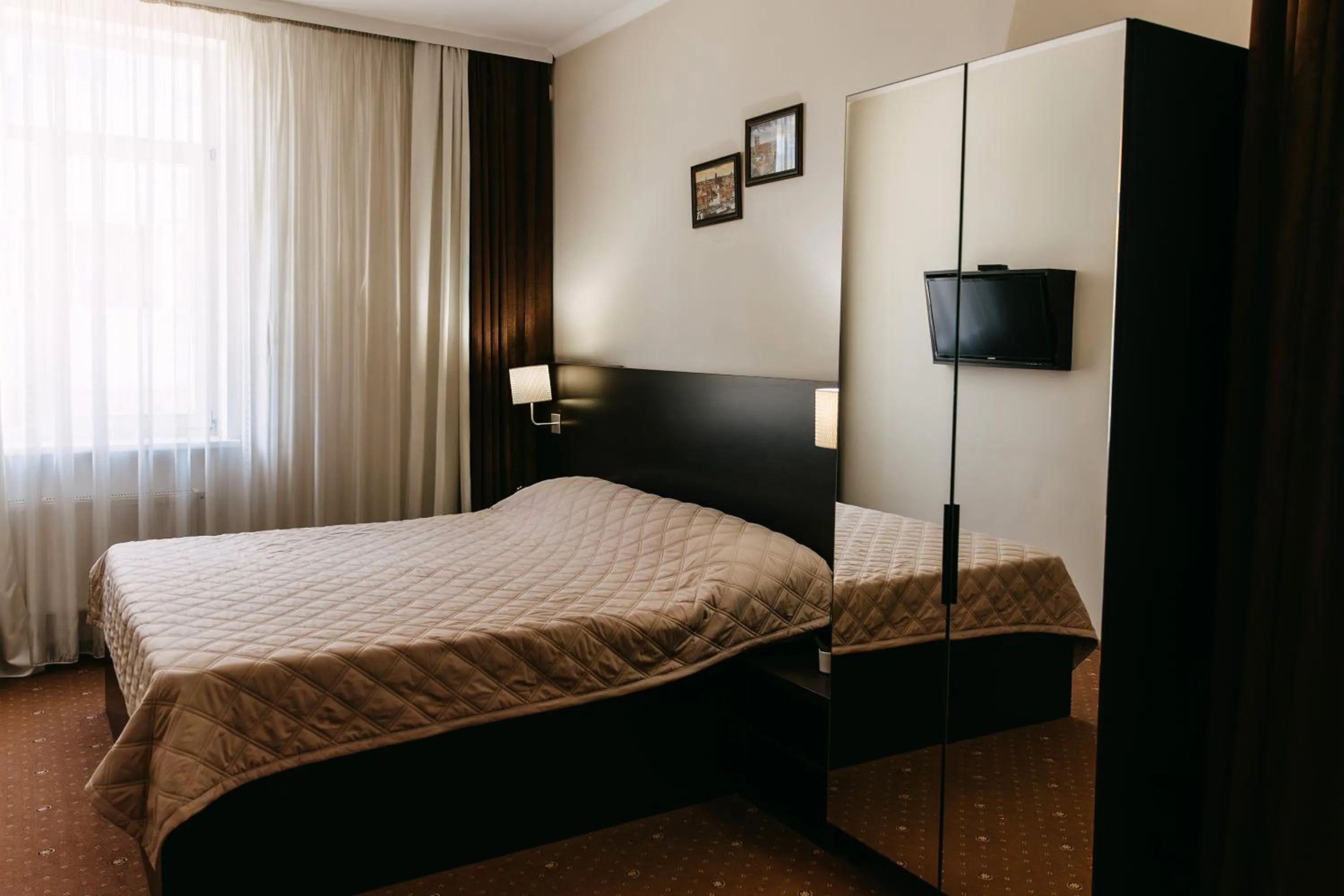 TV and multimedia, Bed in Summit Villa